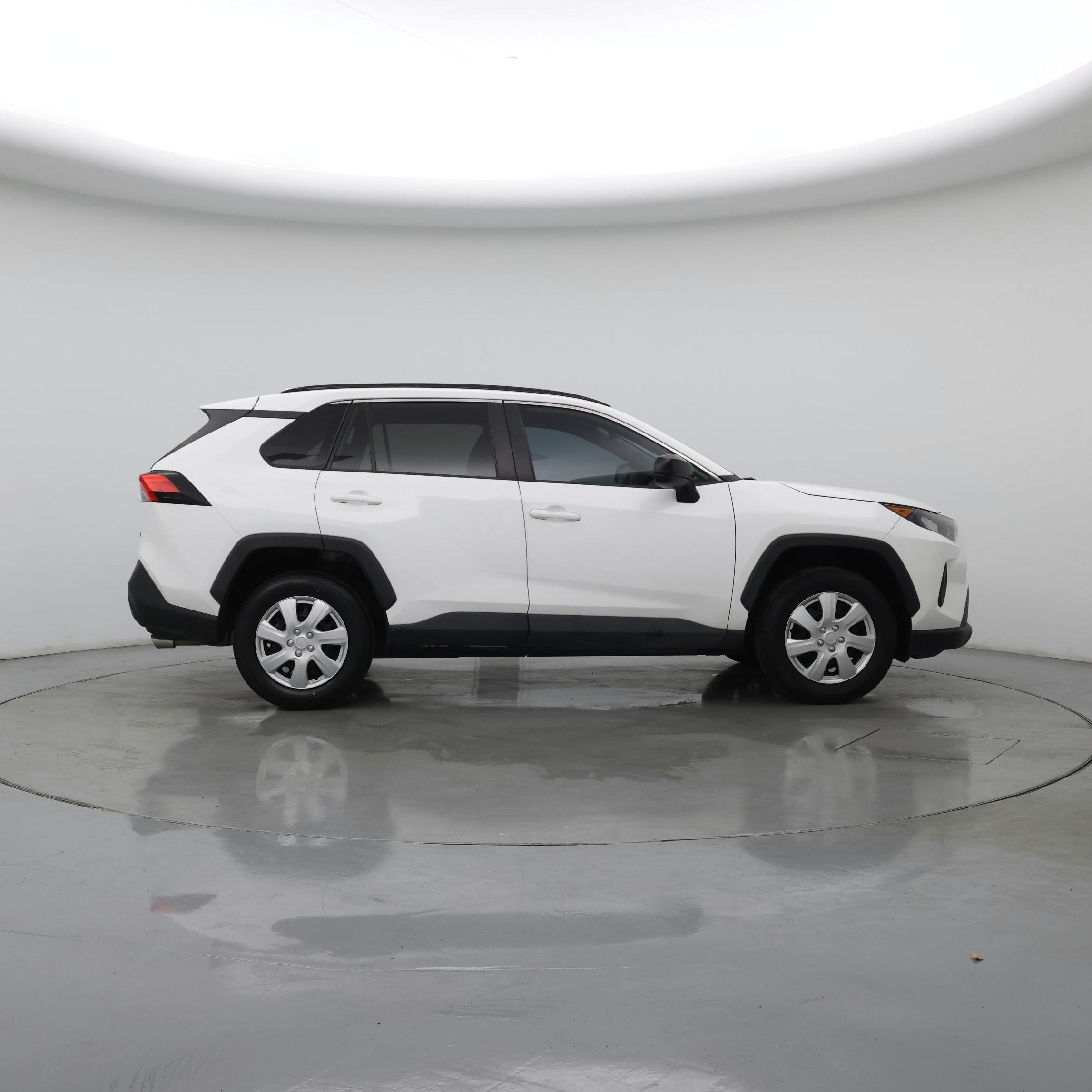 Thumbnail: 2021 Toyota RAV4 - 7