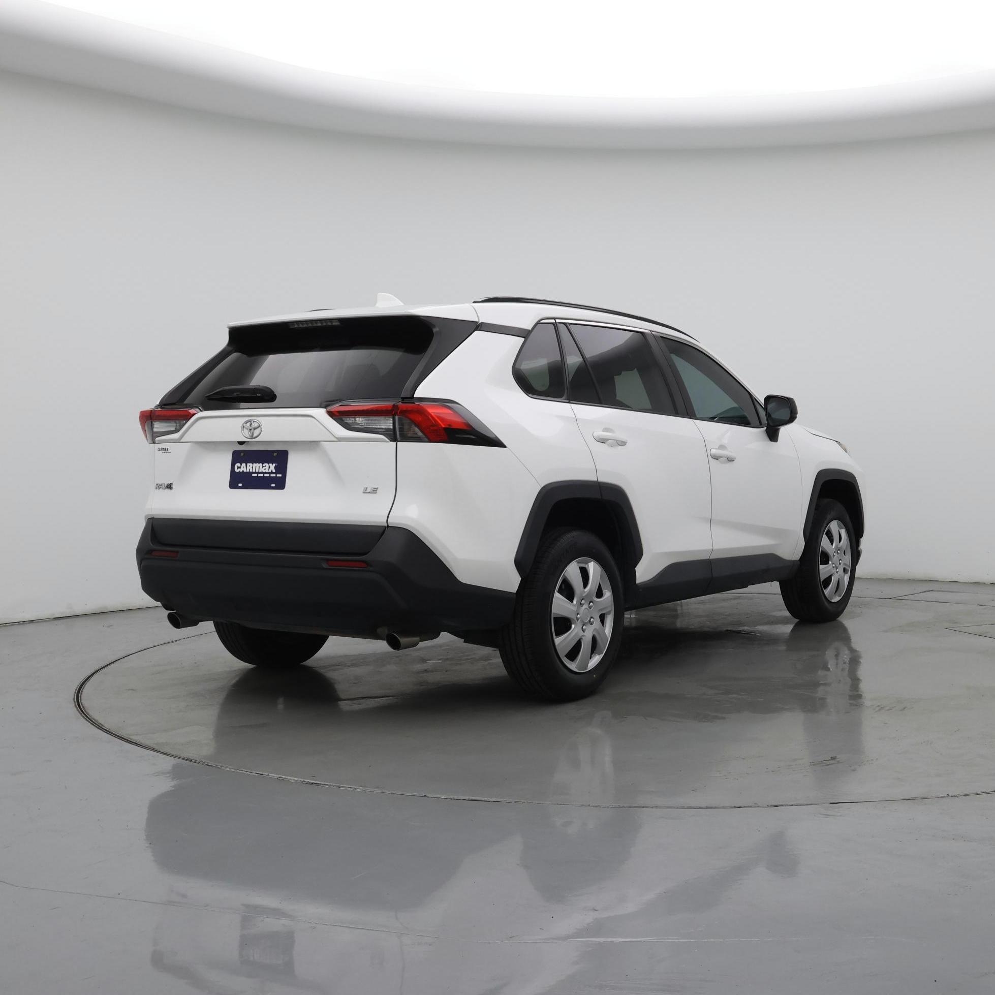 Thumbnail: 2021 Toyota RAV4 - 8