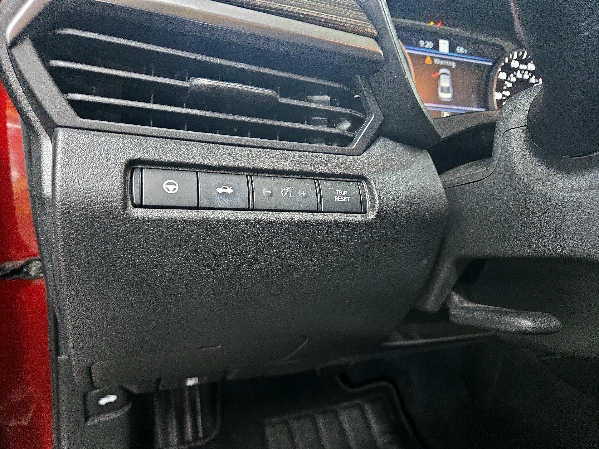 Thumbnail: 2019 Nissan Altima - 13
