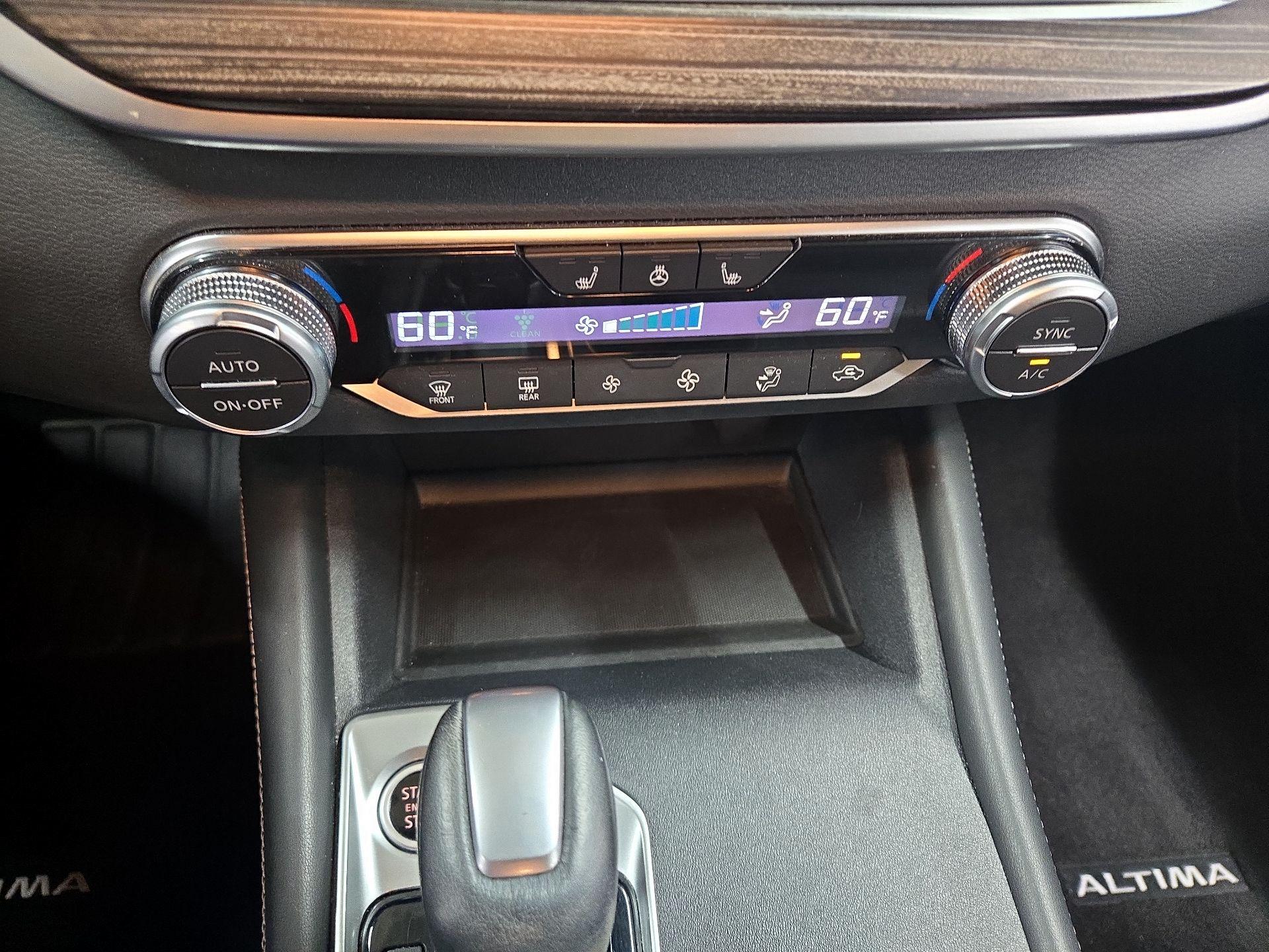 Thumbnail: 2019 Nissan Altima - 17