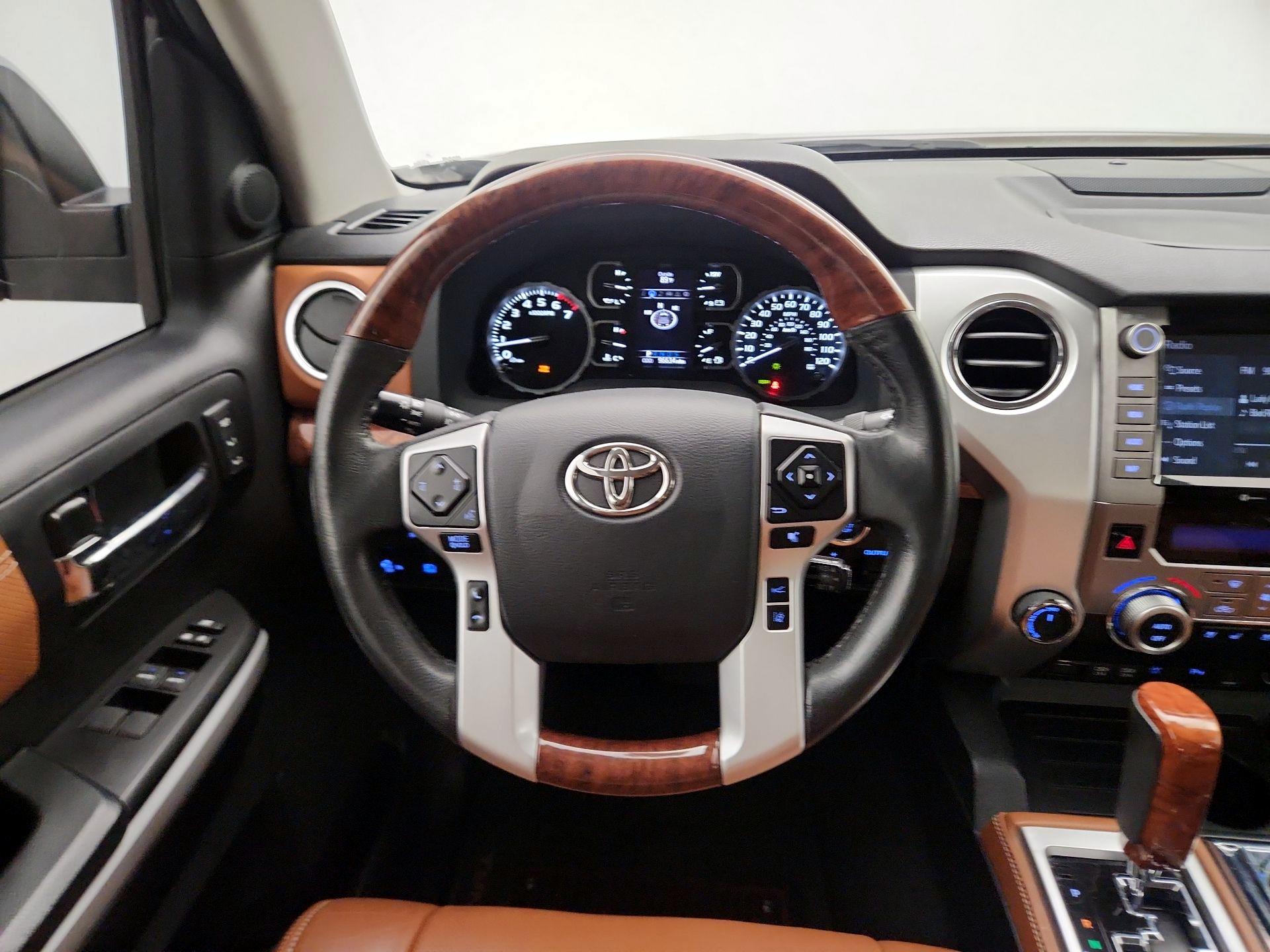 Thumbnail: 2020 Toyota Tundra - 10