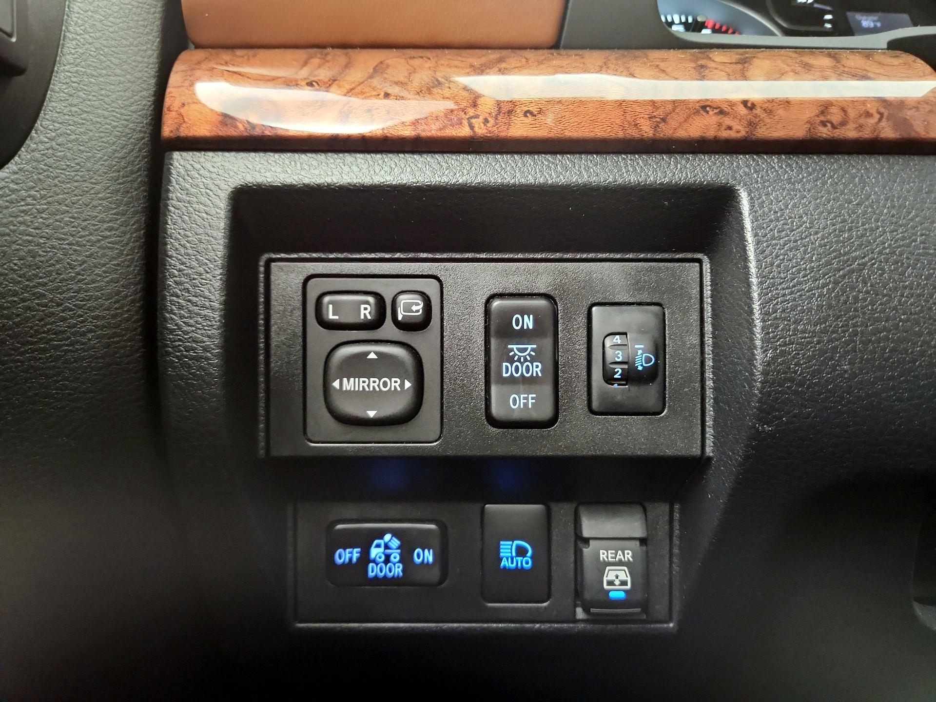 Thumbnail: 2020 Toyota Tundra - 13