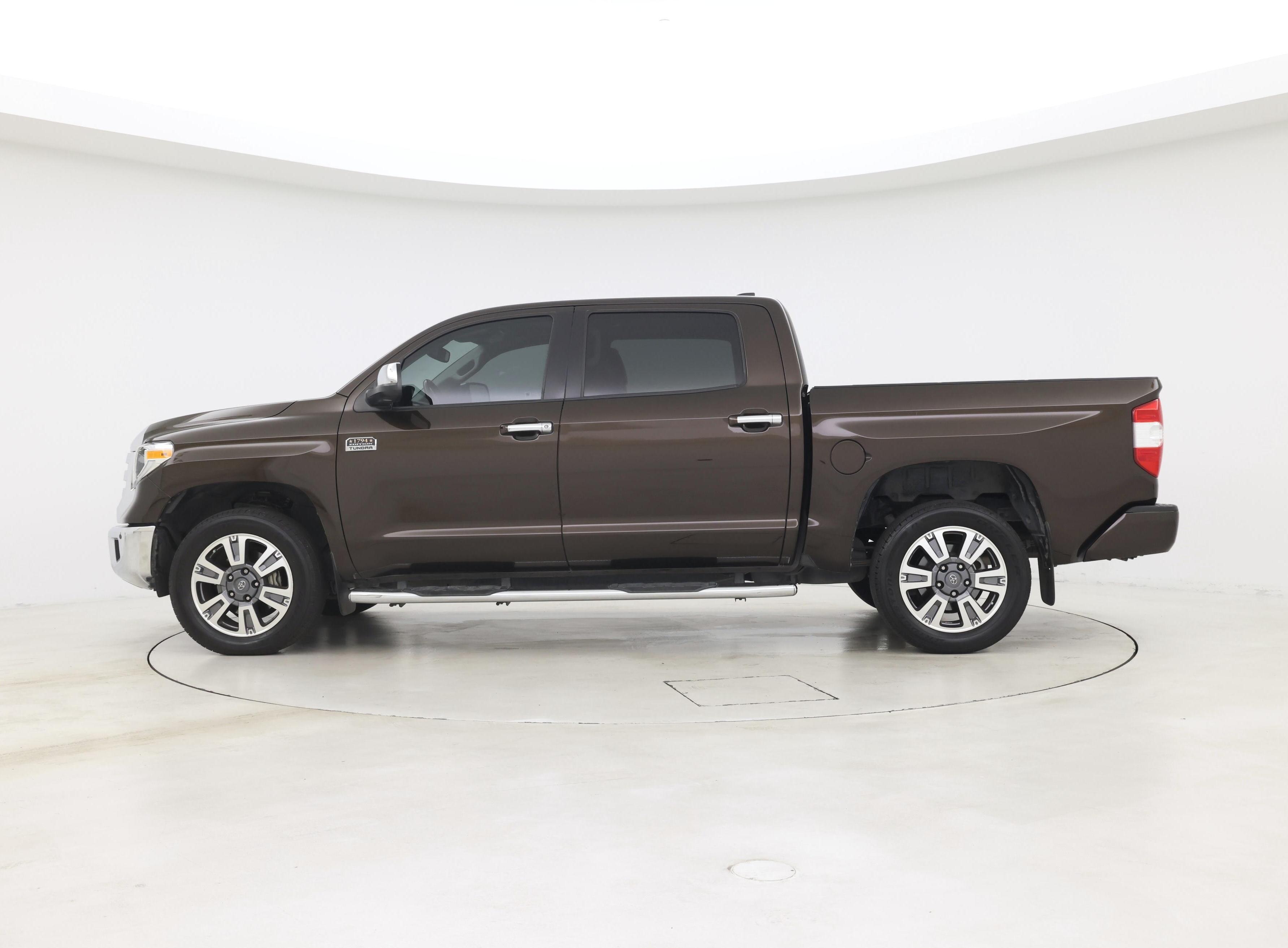 Thumbnail: 2020 Toyota Tundra - 3