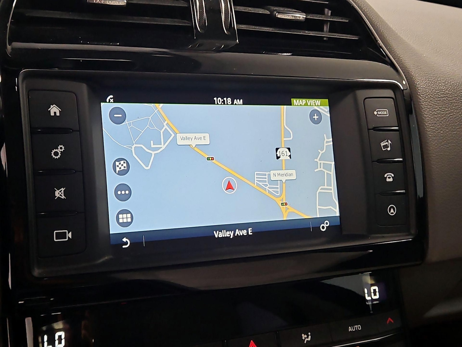 2018 Jaguar XE Premium - Photo 15