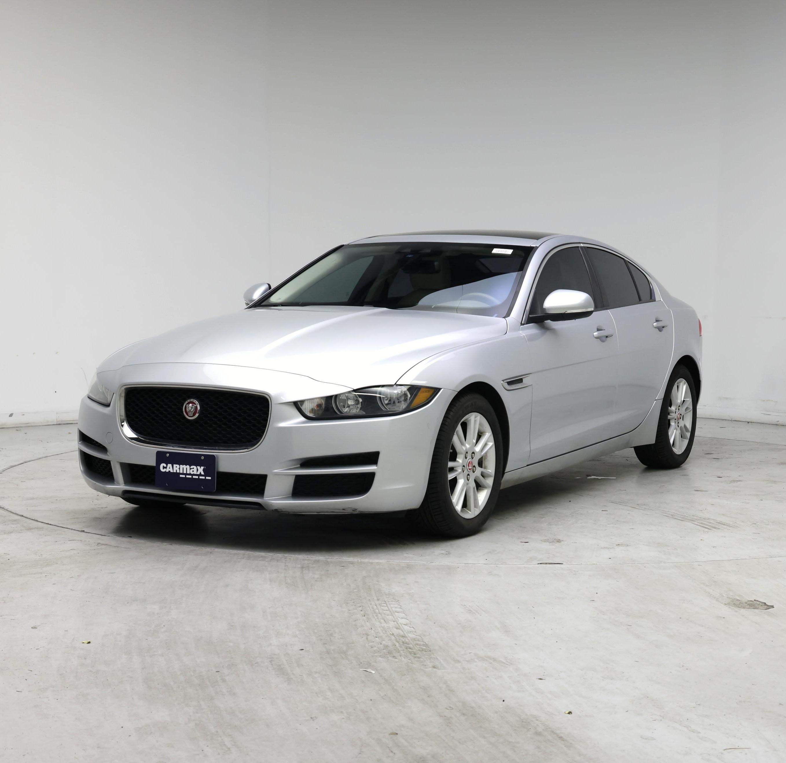 Thumbnail: 2018 Jaguar XE - 4