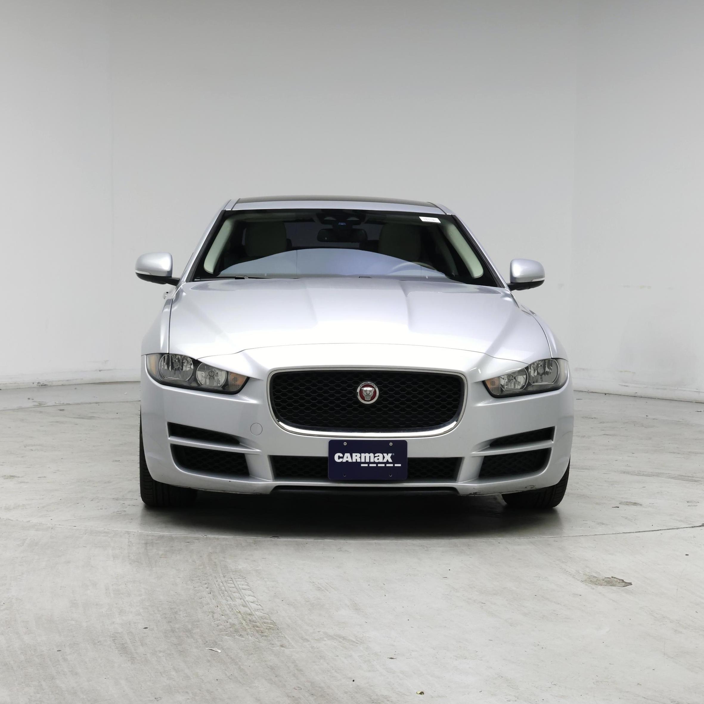 Thumbnail: 2018 Jaguar XE - 5
