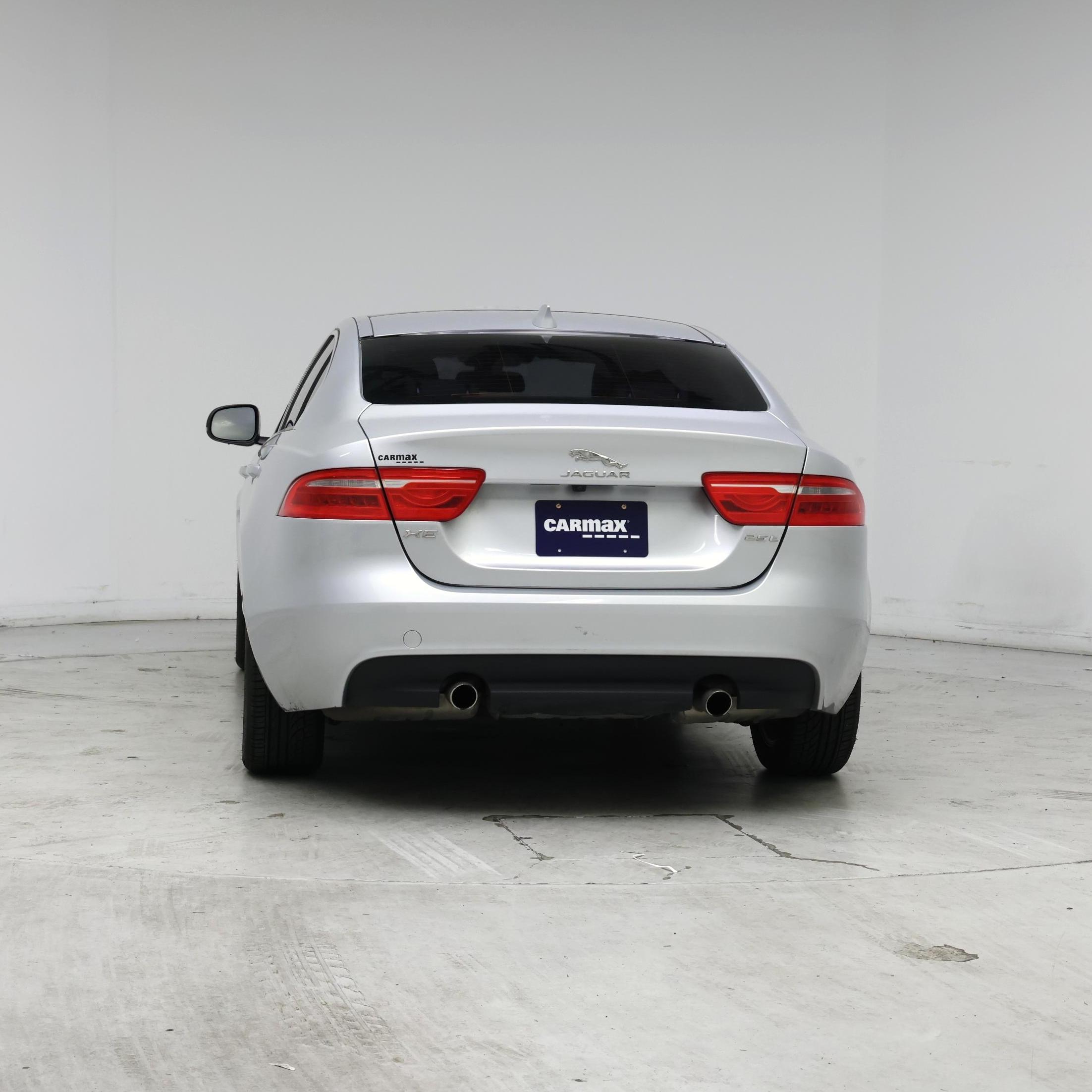 Thumbnail: 2018 Jaguar XE - 6