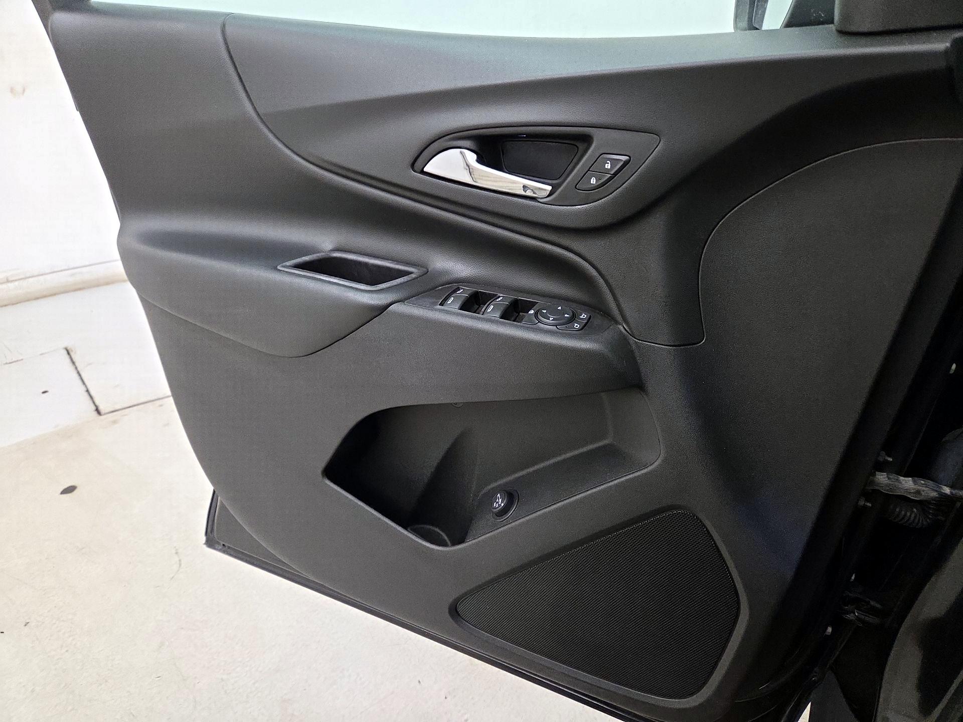 Thumbnail: 2019 Chevrolet Equinox - 12