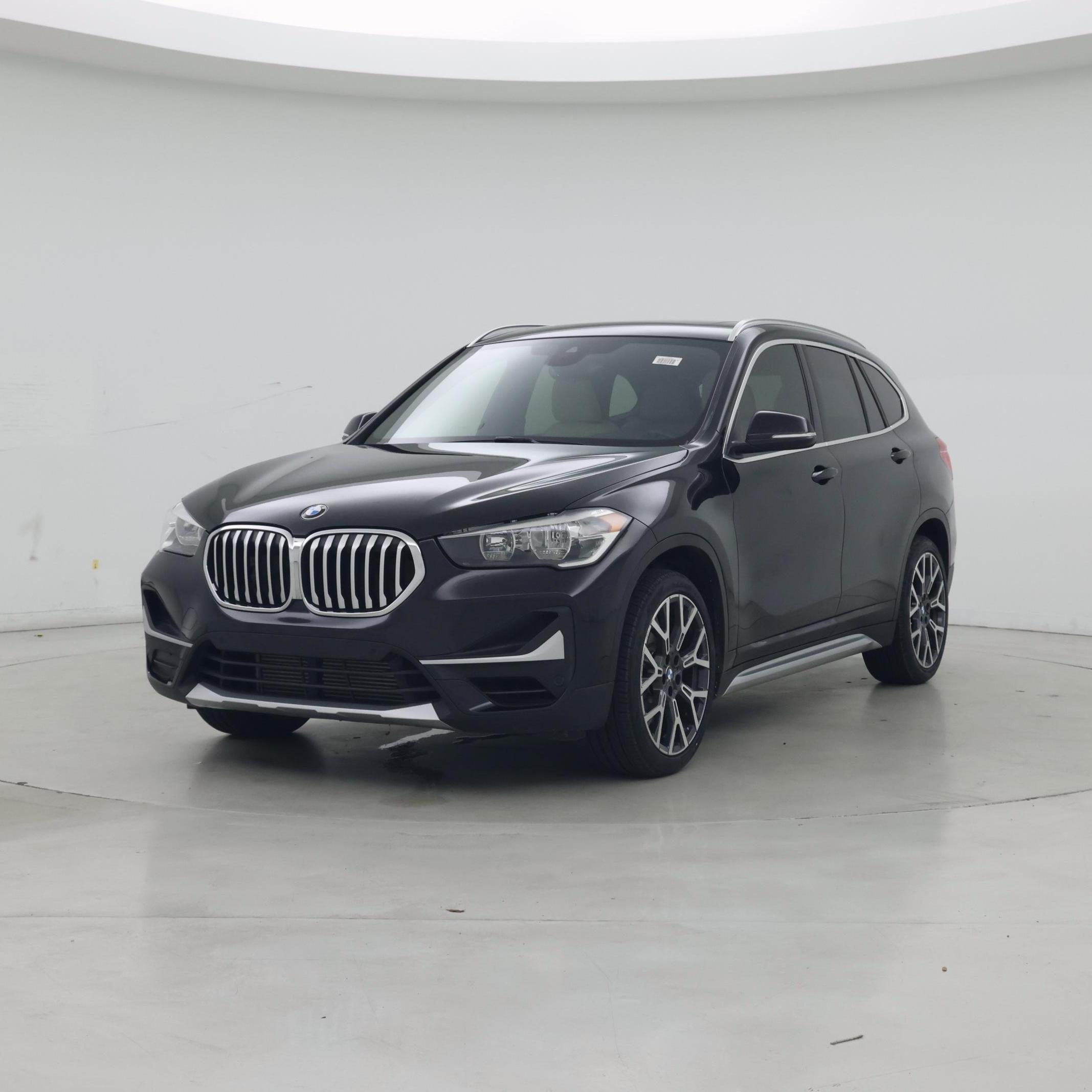 Thumbnail: 2021 BMW X1 - 4