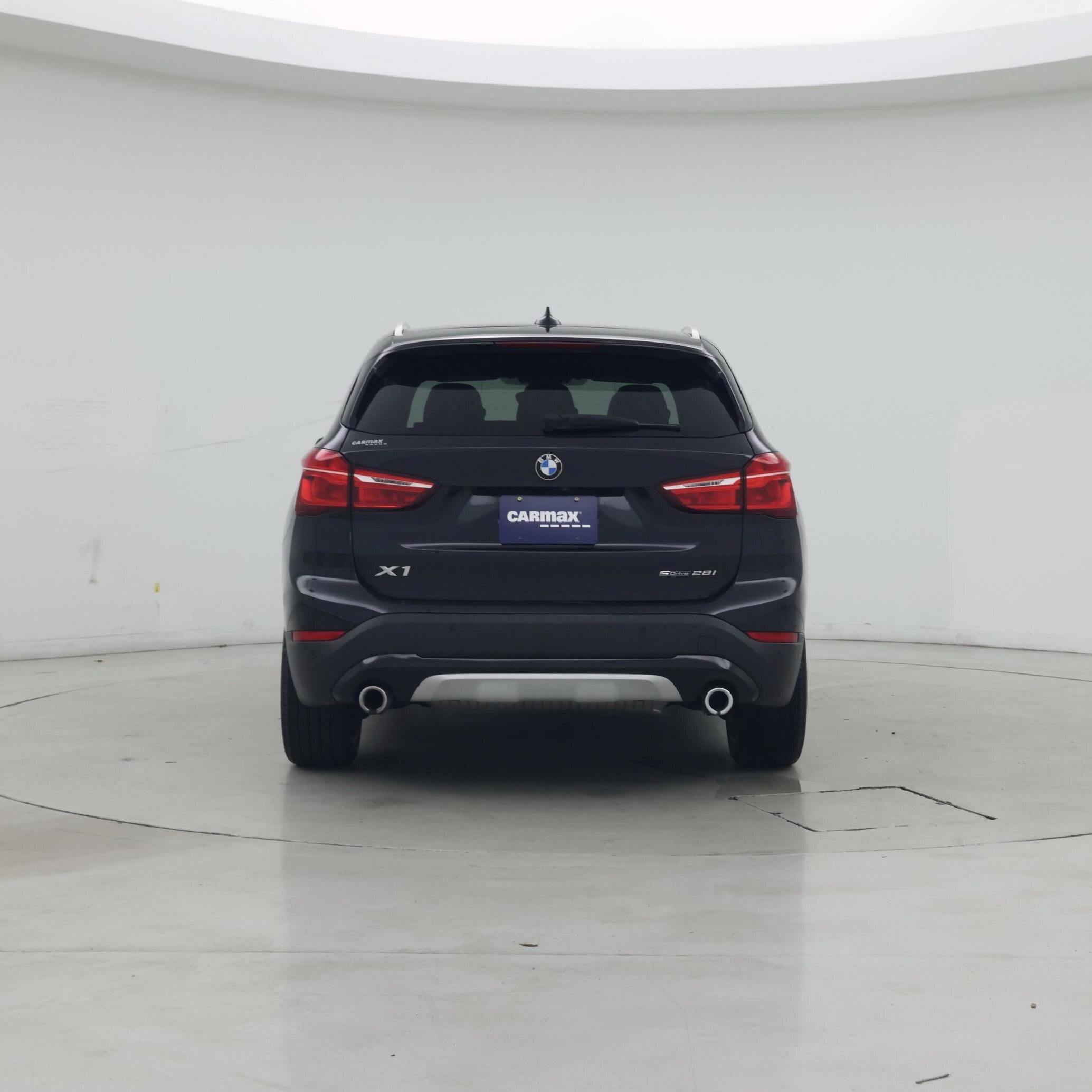 Thumbnail: 2021 BMW X1 - 6