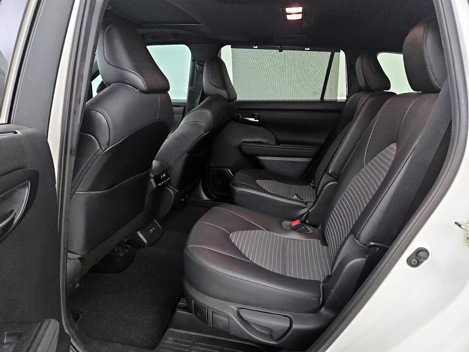 2021 Toyota Highlander XSE - Photo 21