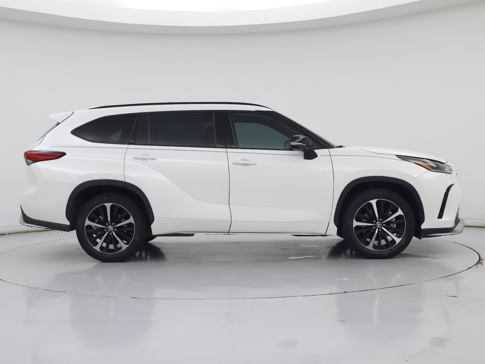2021 Toyota Highlander XSE - Photo 8