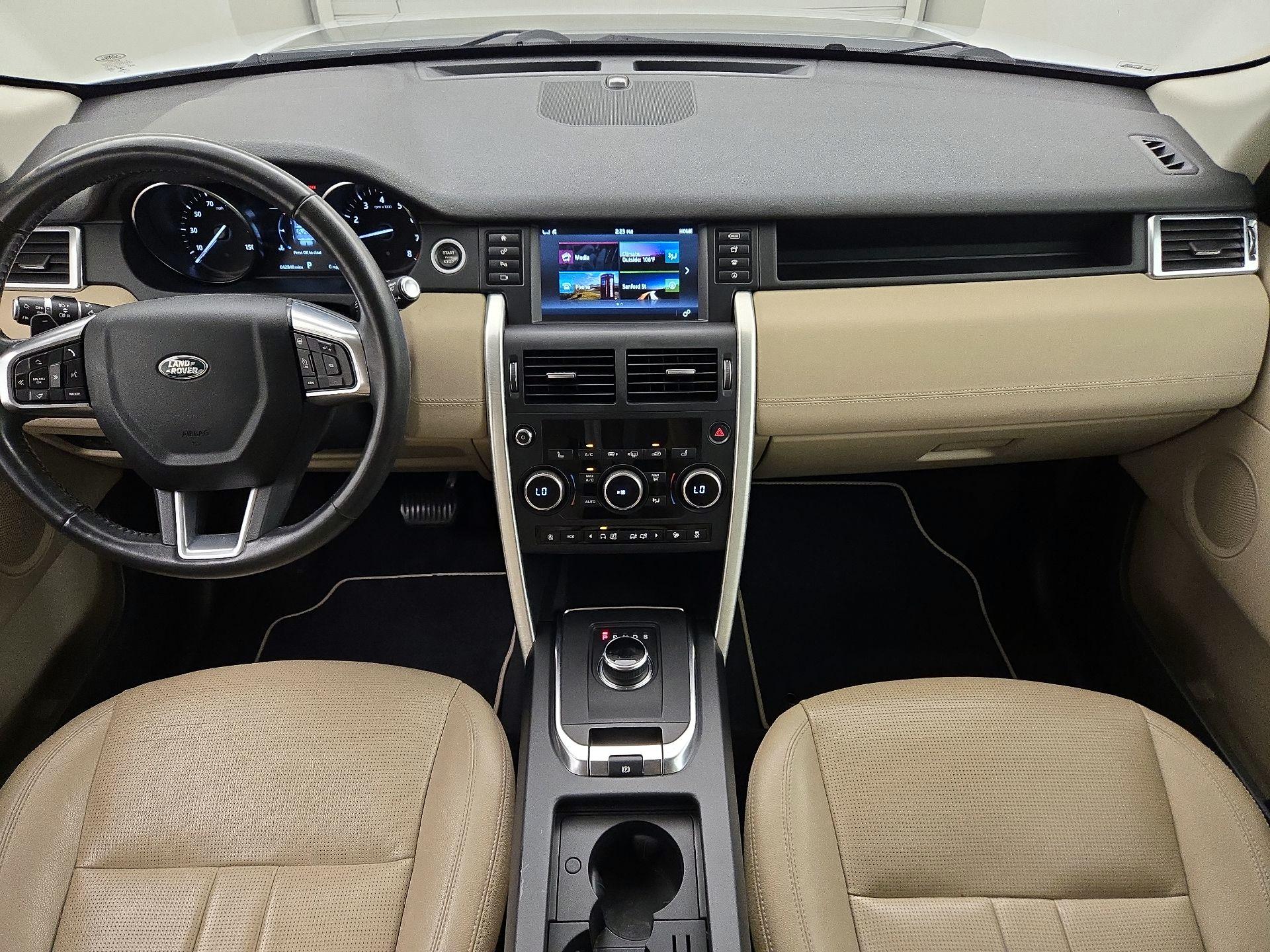 Thumbnail: 2019 Land Rover Discovery Sport - 9