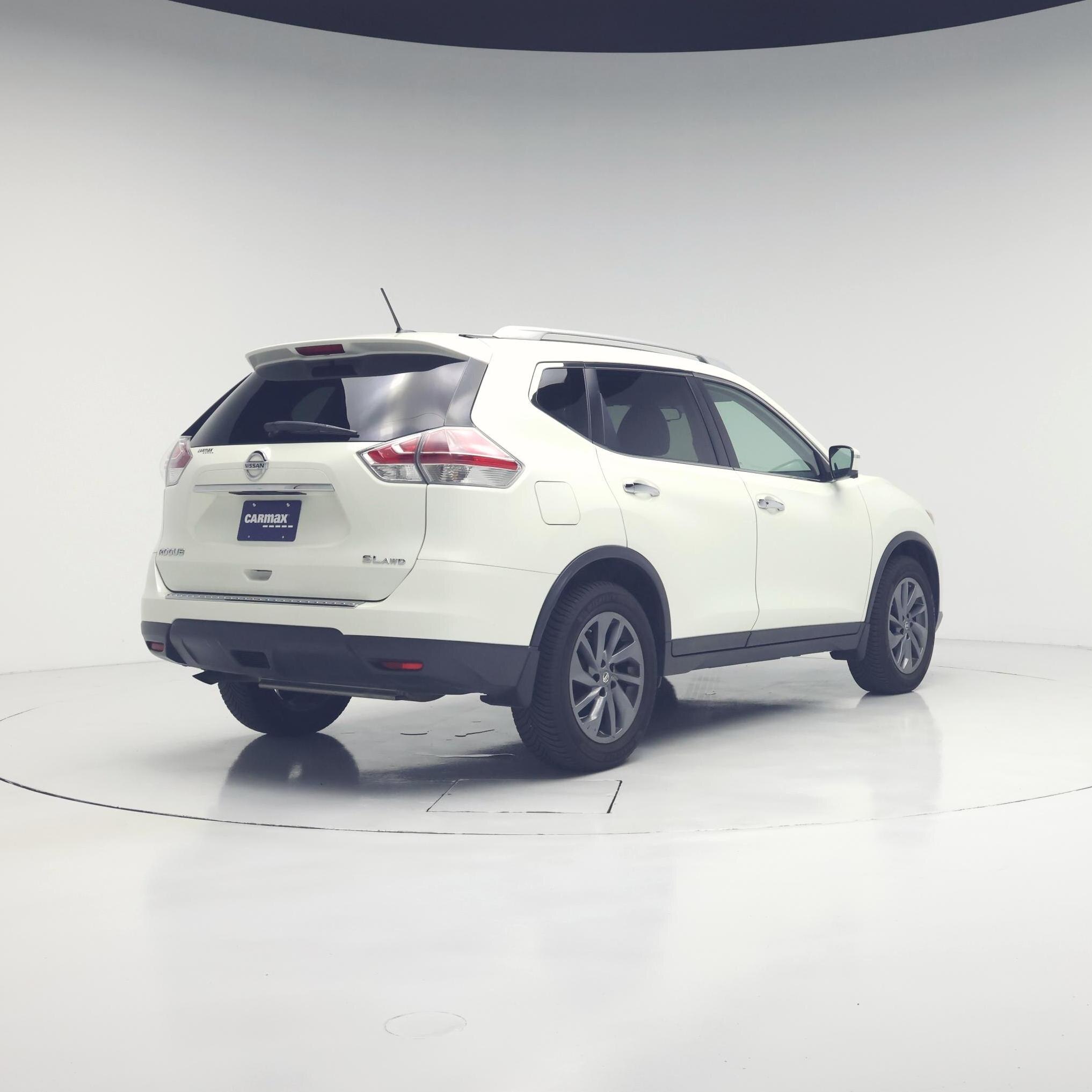 Thumbnail: 2016 Nissan Rogue - 8