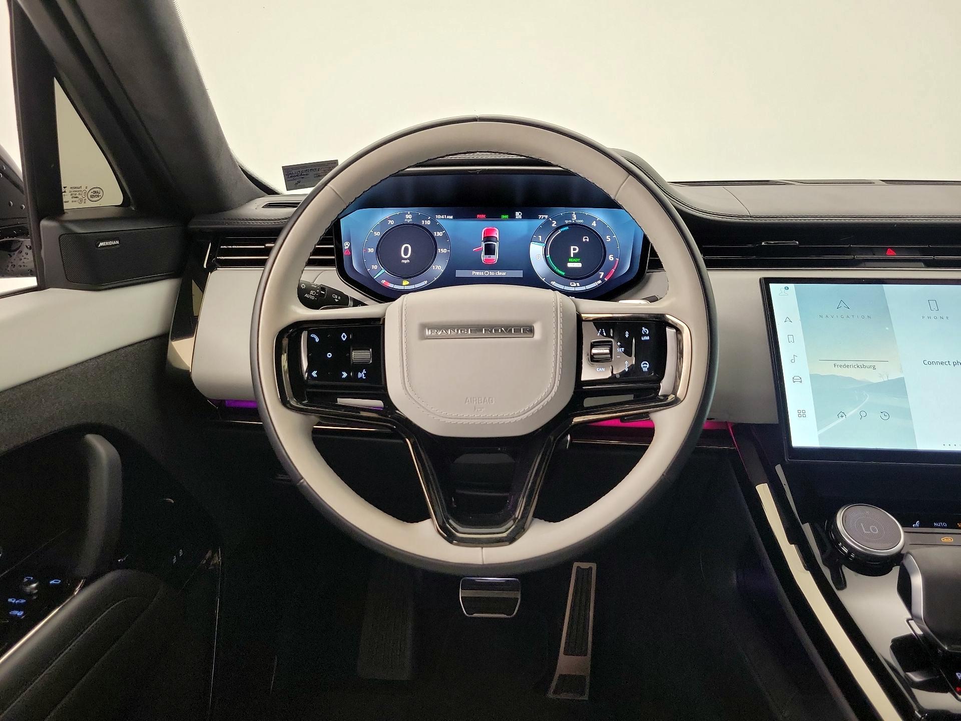 Thumbnail: 2023 Land Rover Range Rover Sport - 10