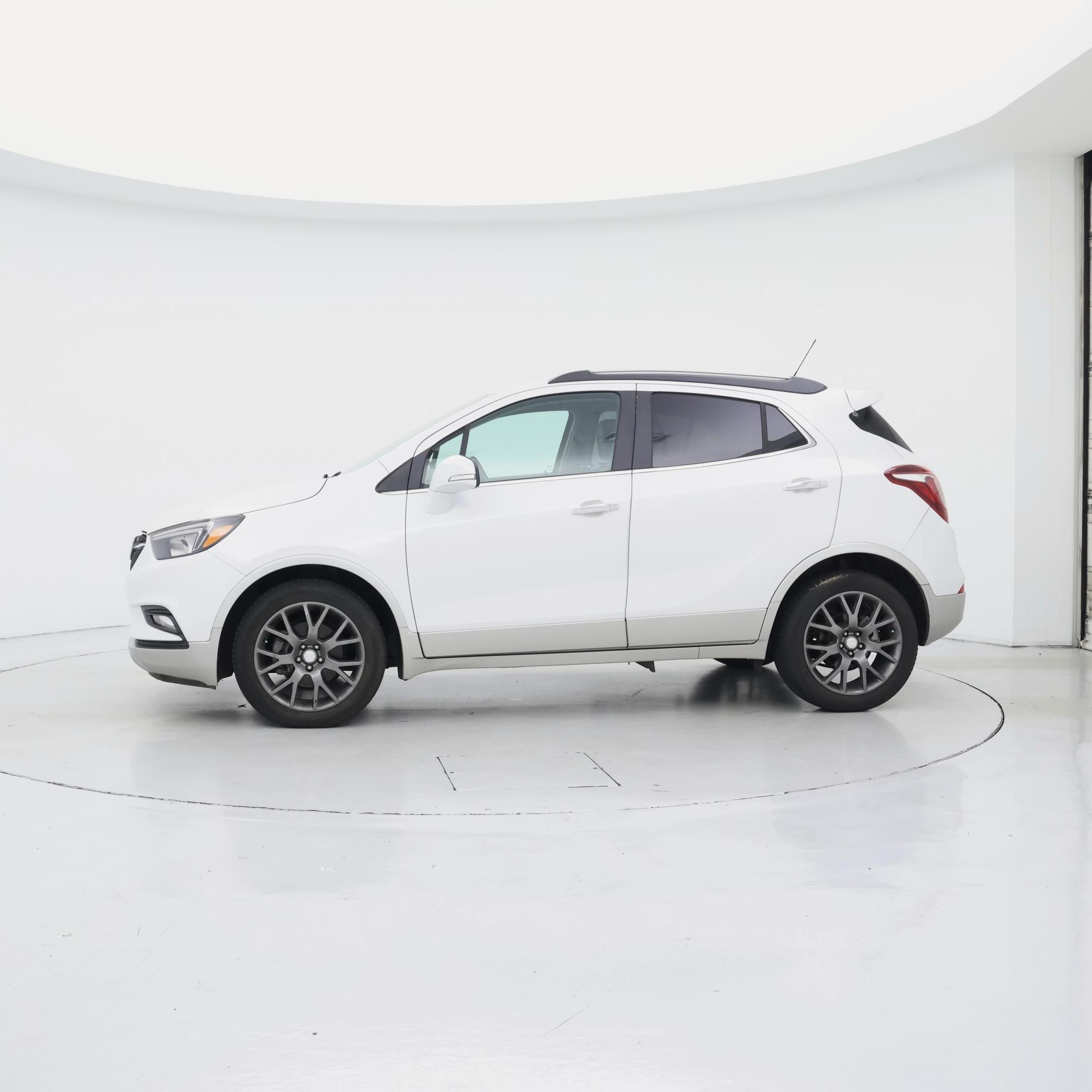 Thumbnail: 2019 Buick Encore - 3