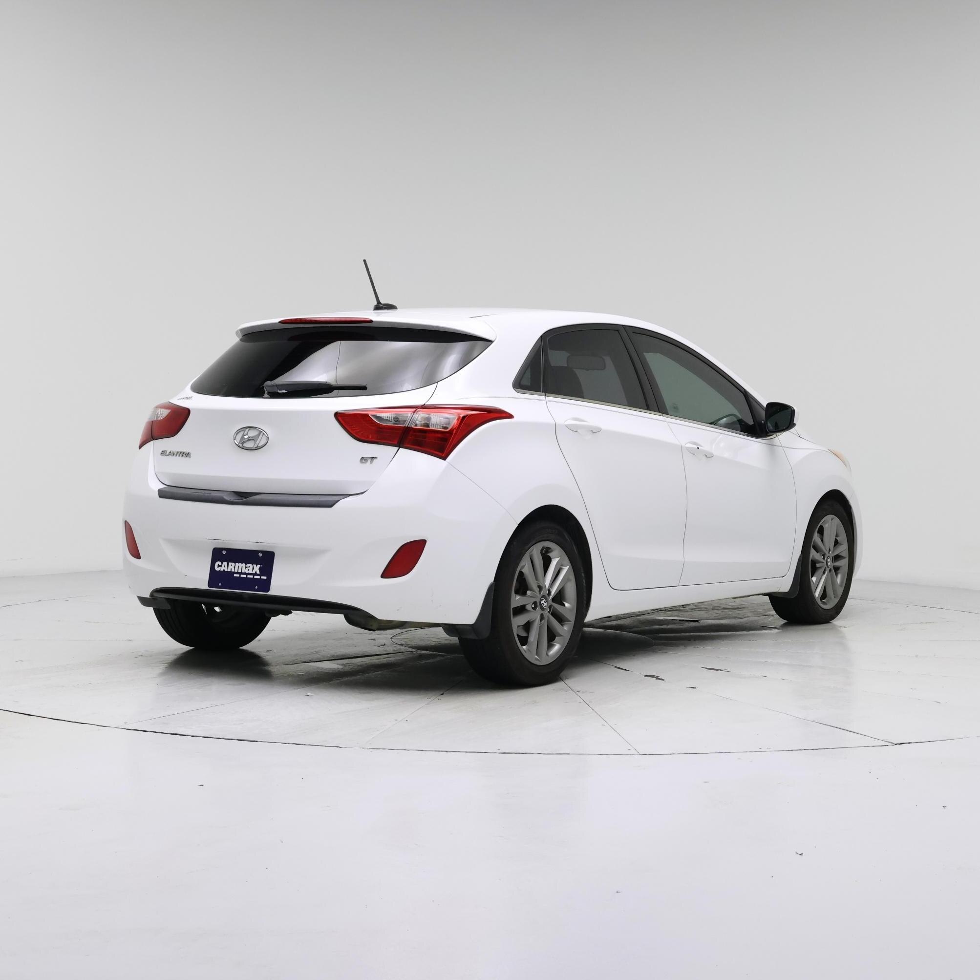 Thumbnail: 2017 Hyundai Elantra - 8