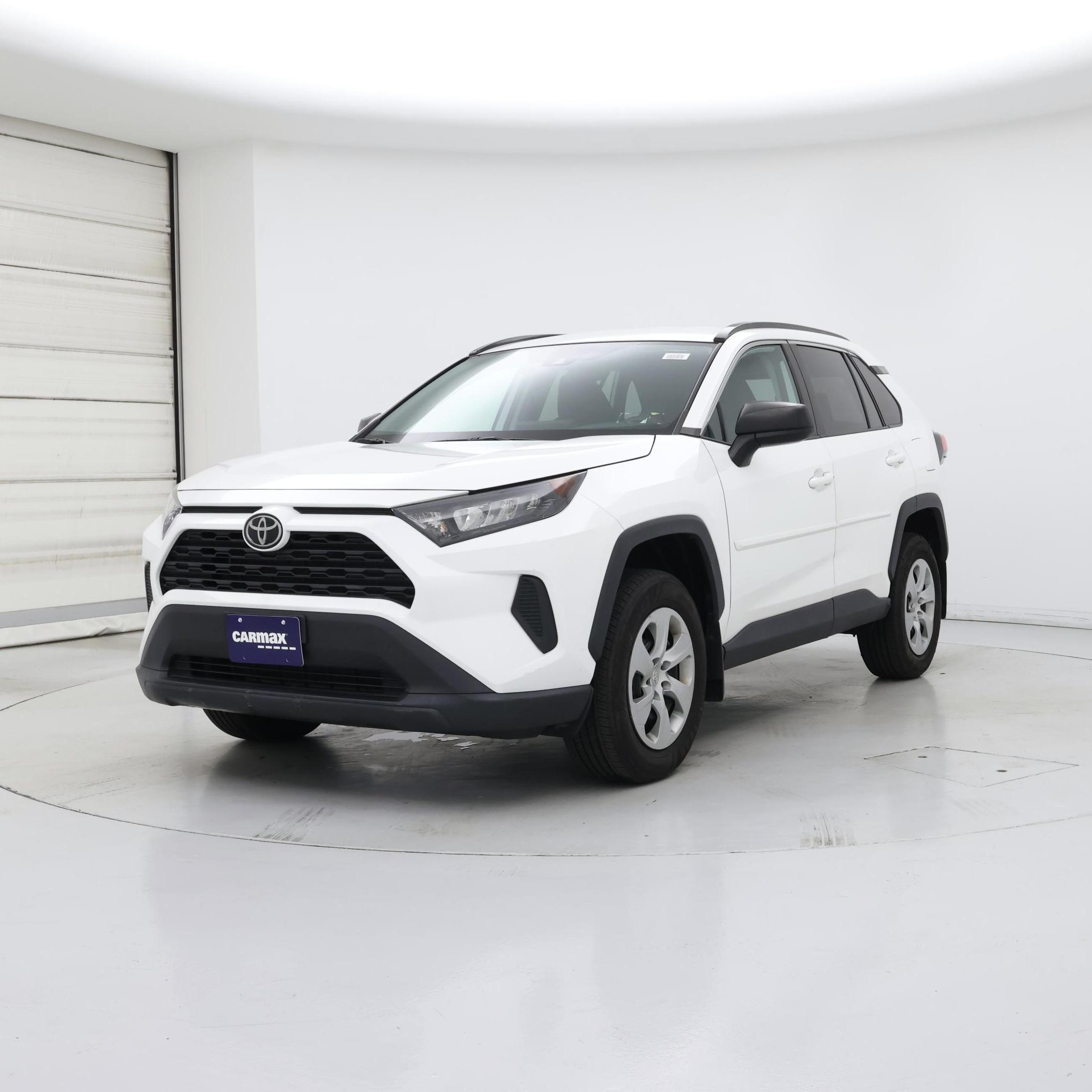 Thumbnail: 2021 Toyota RAV4 - 4
