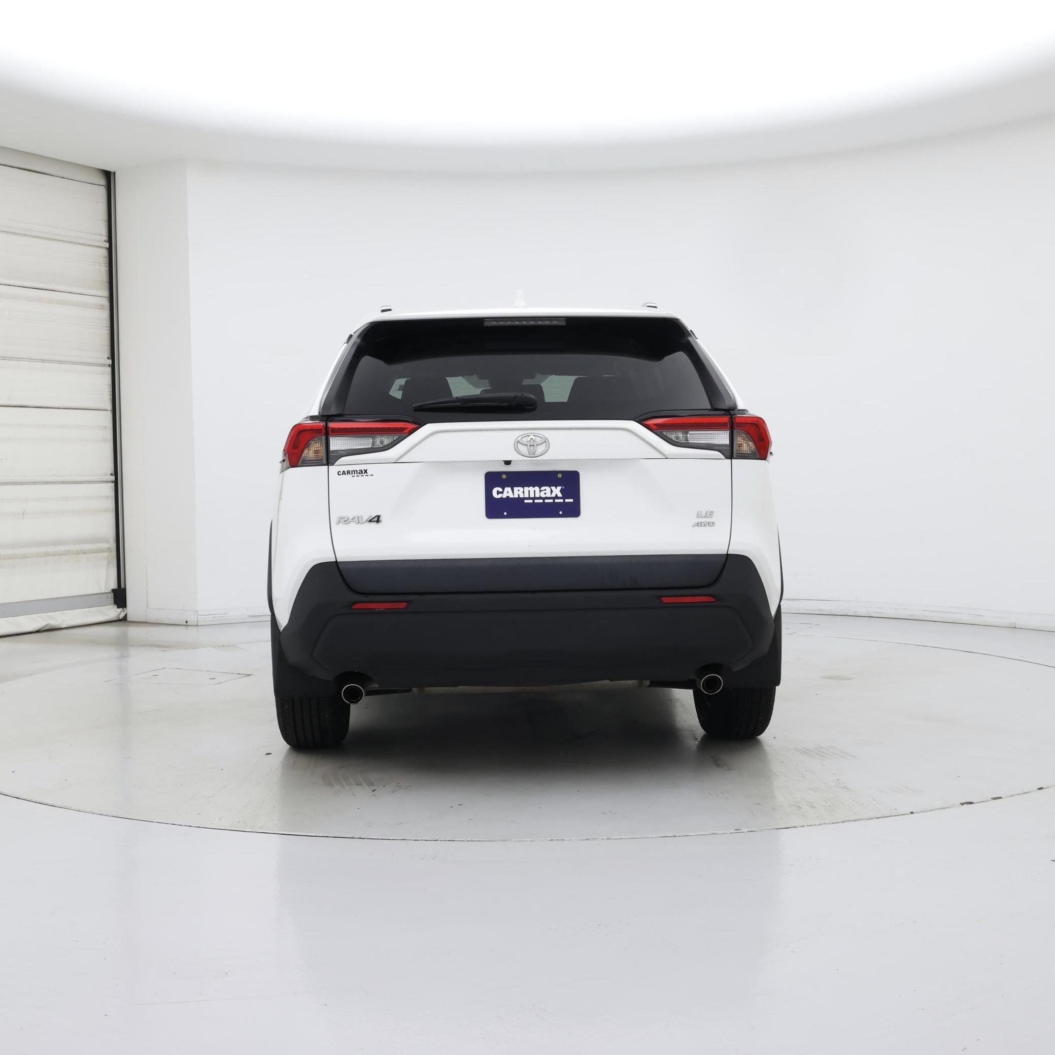 Thumbnail: 2021 Toyota RAV4 - 6