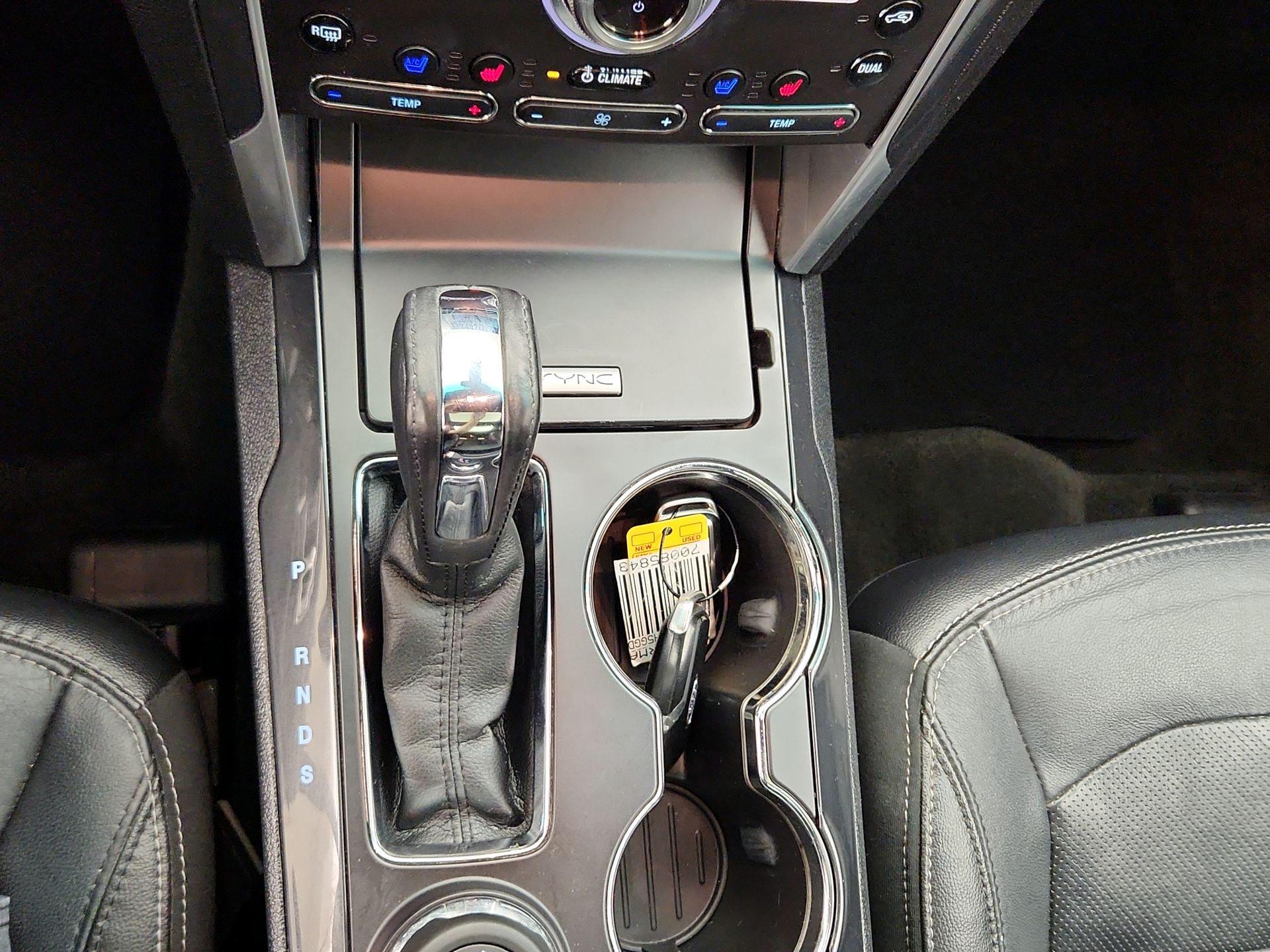 Thumbnail: 2016 Ford Explorer - 18