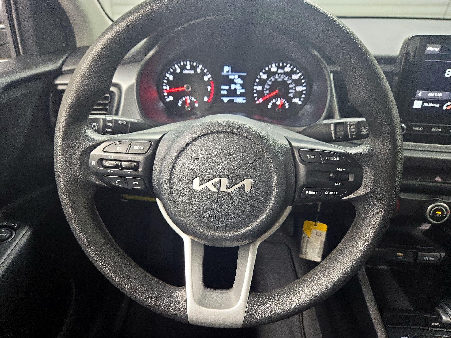 Thumbnail: 2023 Kia Rio - 10