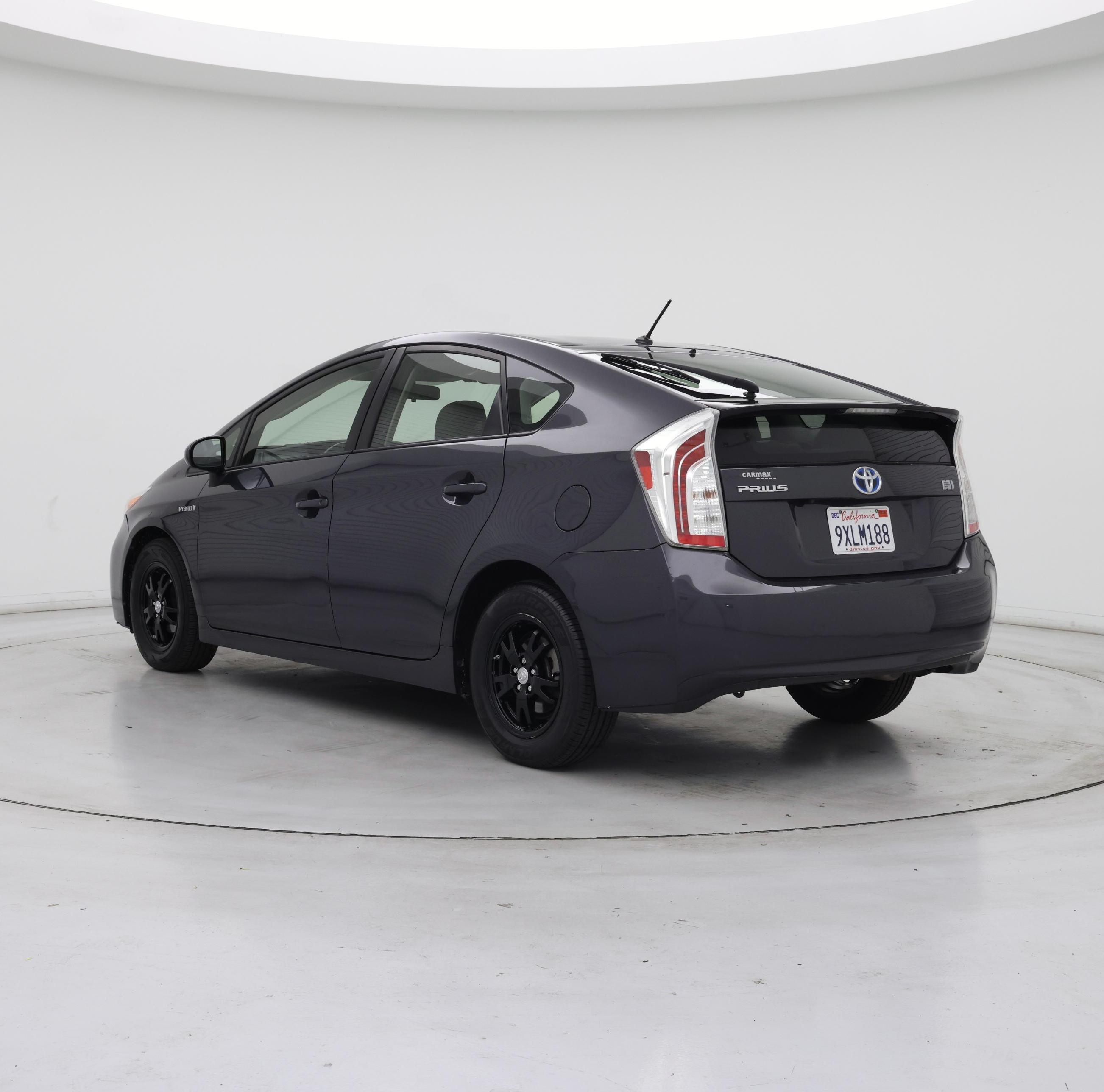 Thumbnail: 2015 Toyota Prius - 2