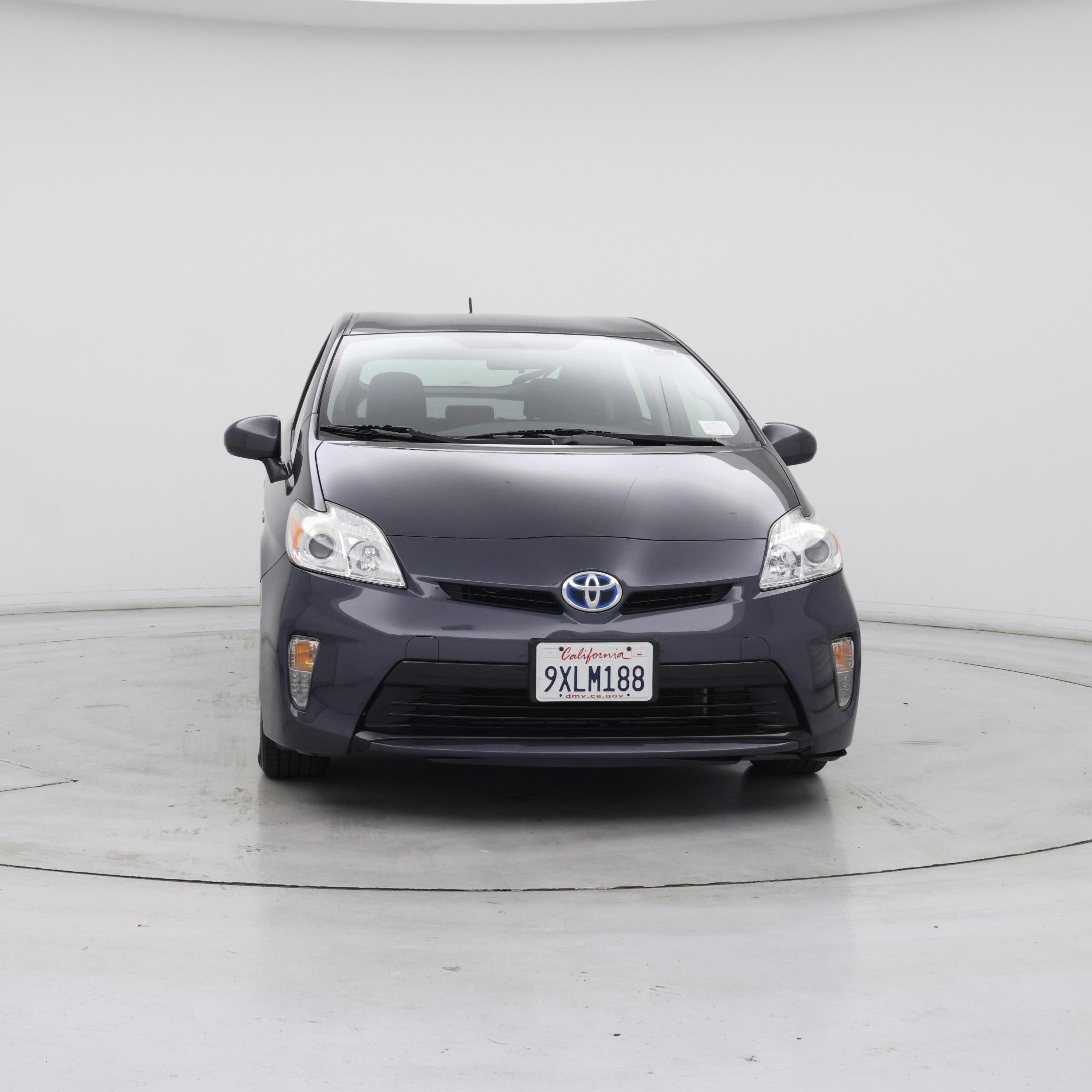 Thumbnail: 2015 Toyota Prius - 5