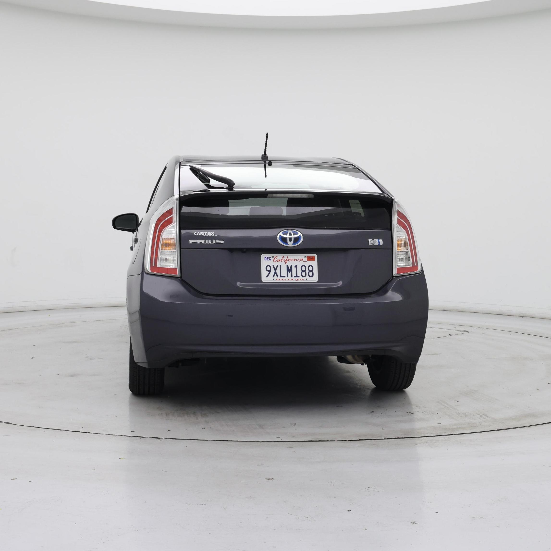 Thumbnail: 2015 Toyota Prius - 6