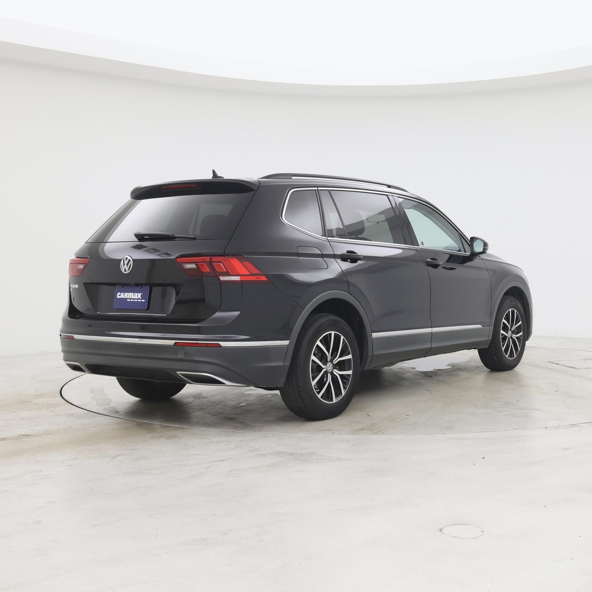 Thumbnail: 2021 Volkswagen Tiguan - 8