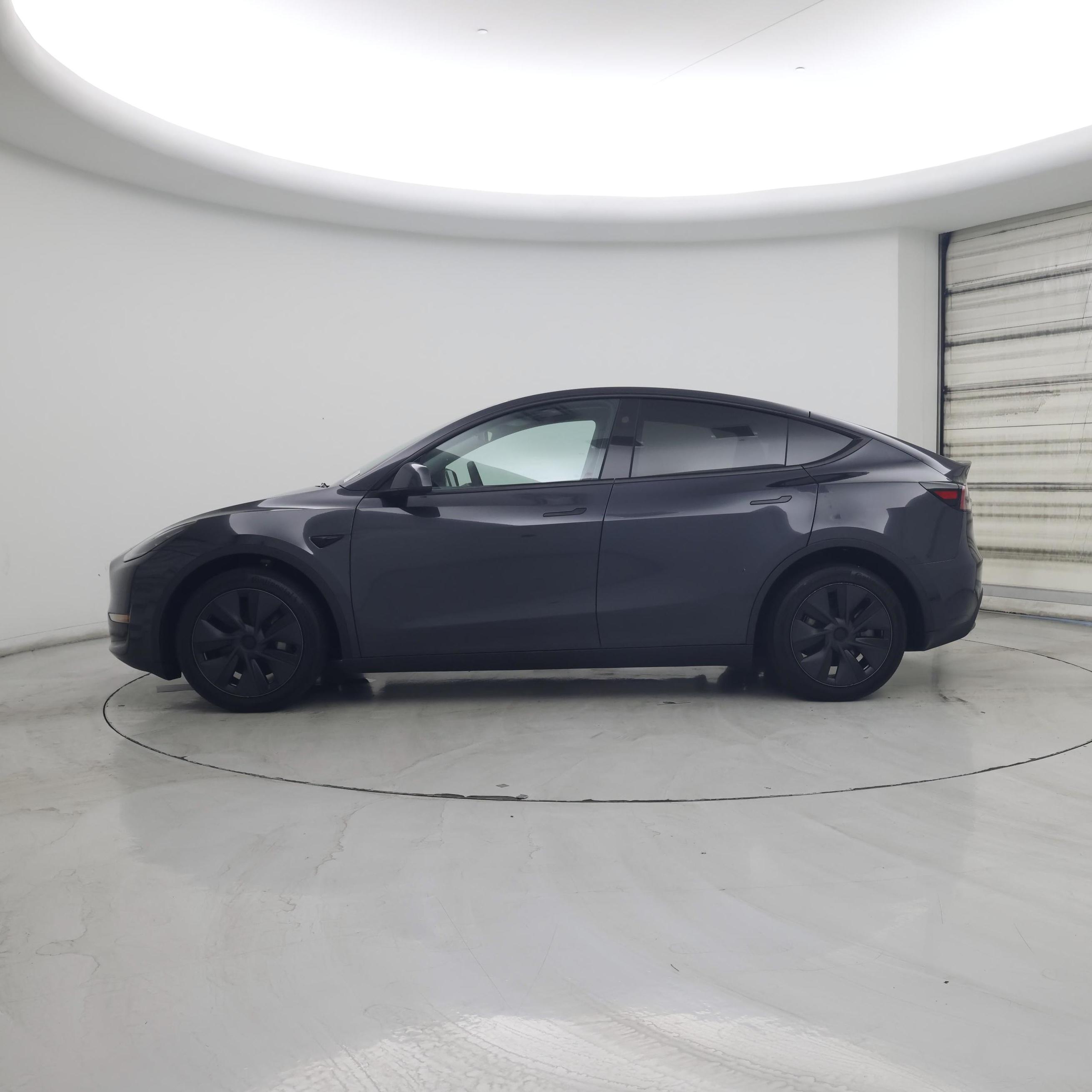 Thumbnail: 2024 Tesla Model Y - 3
