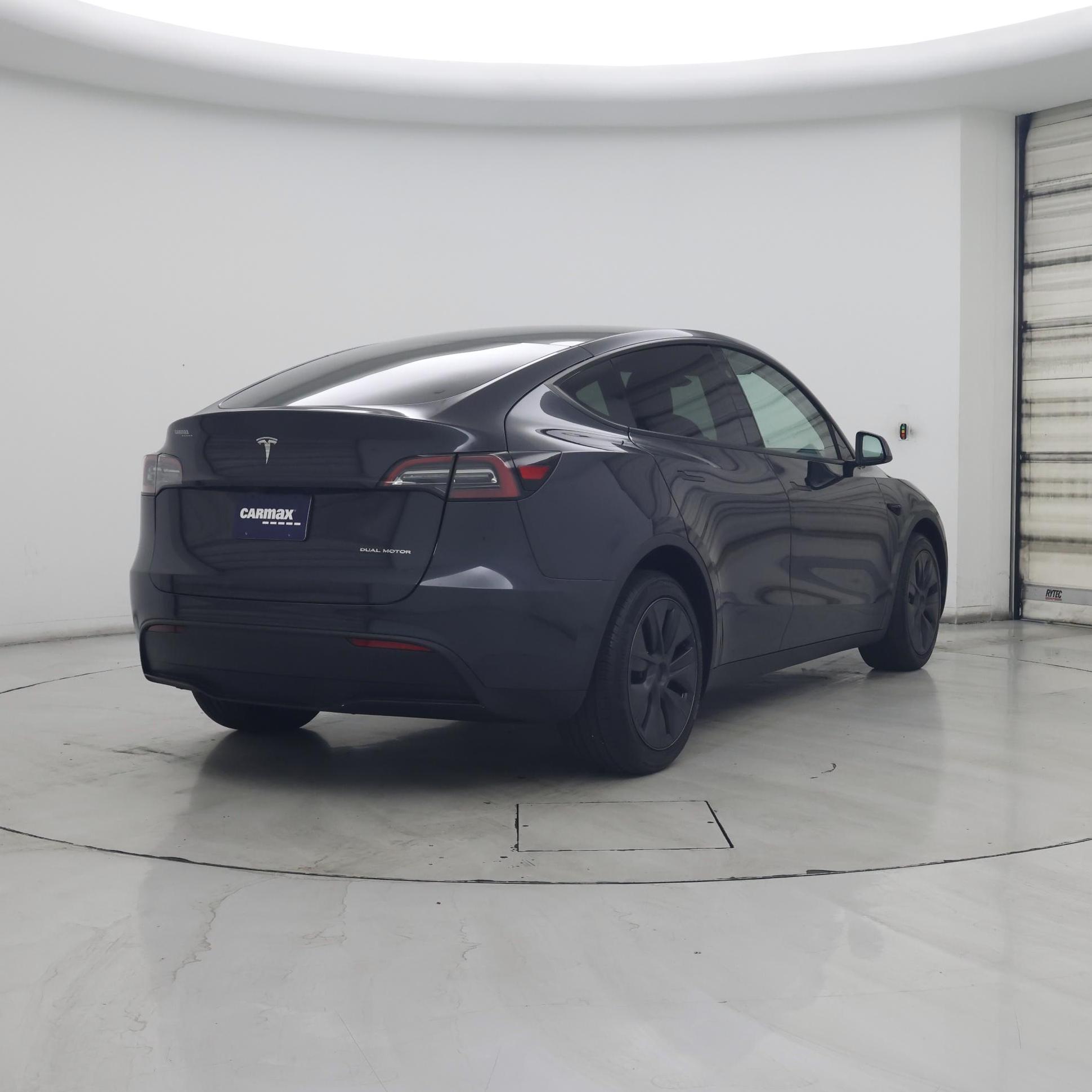 Thumbnail: 2024 Tesla Model Y - 8