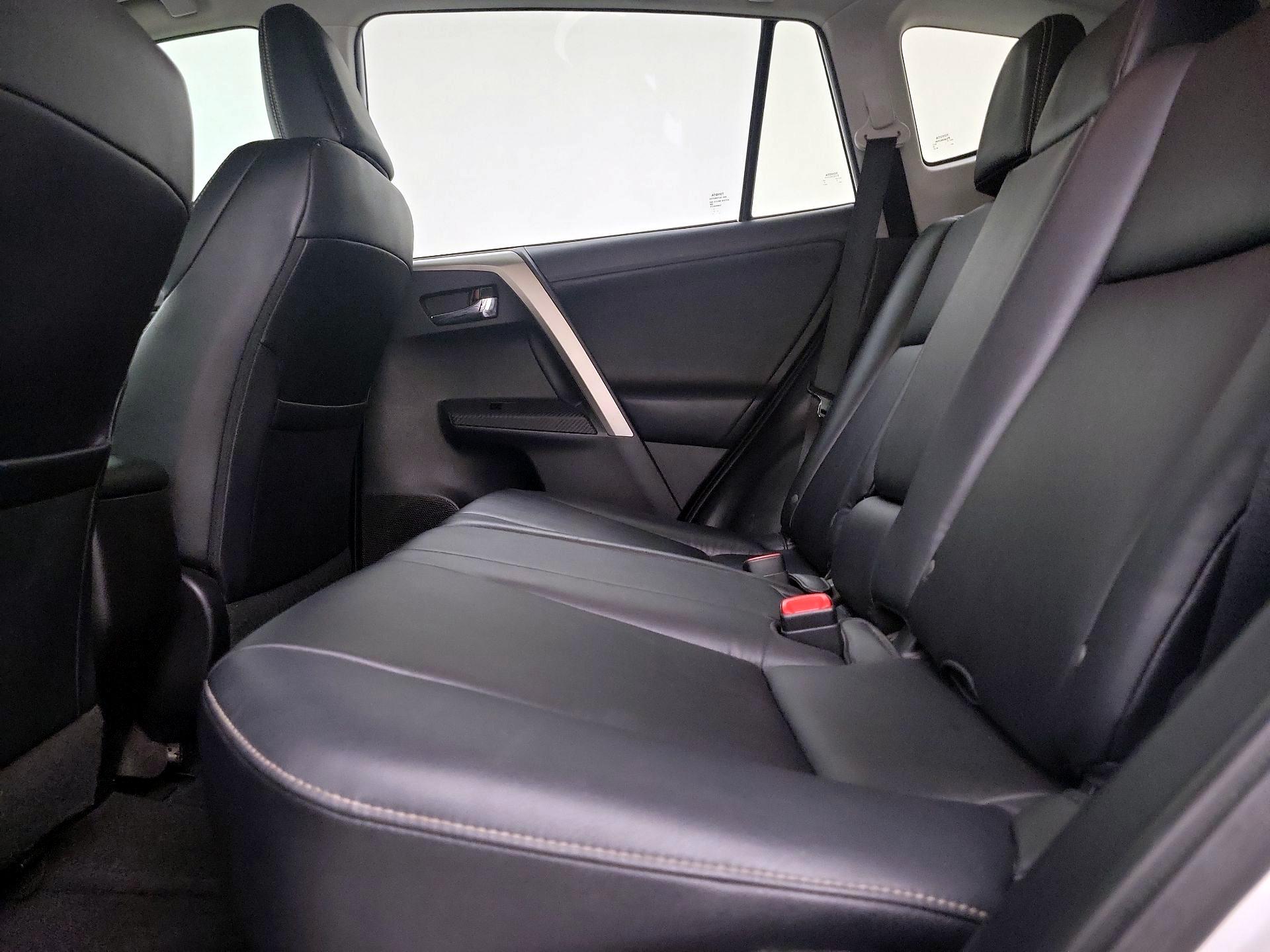 Thumbnail: 2014 Toyota RAV4 - 19