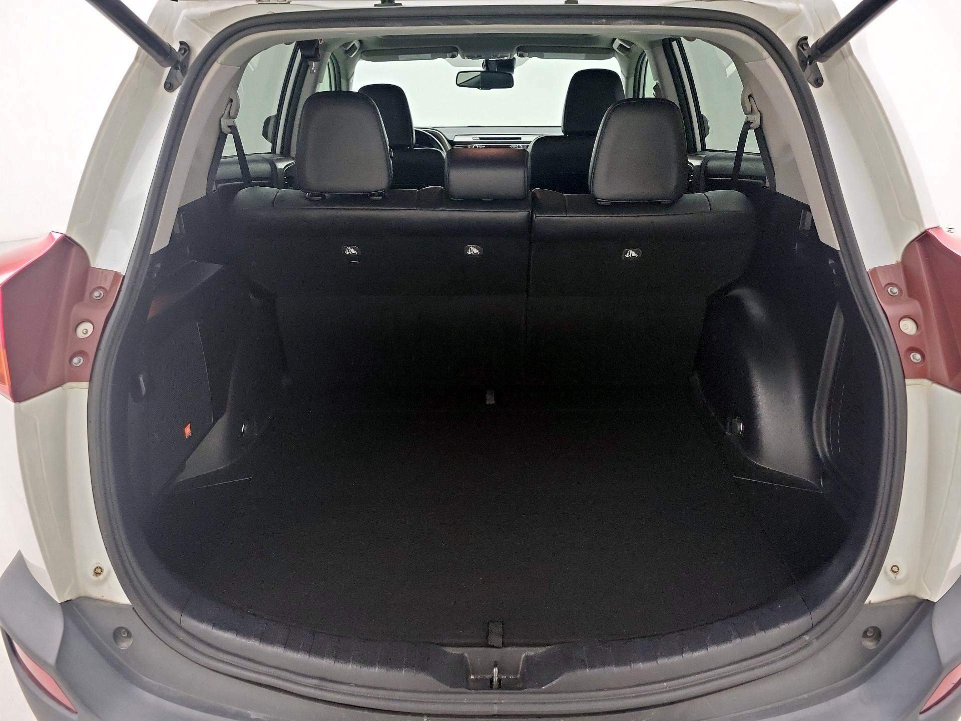 Thumbnail: 2014 Toyota RAV4 - 20