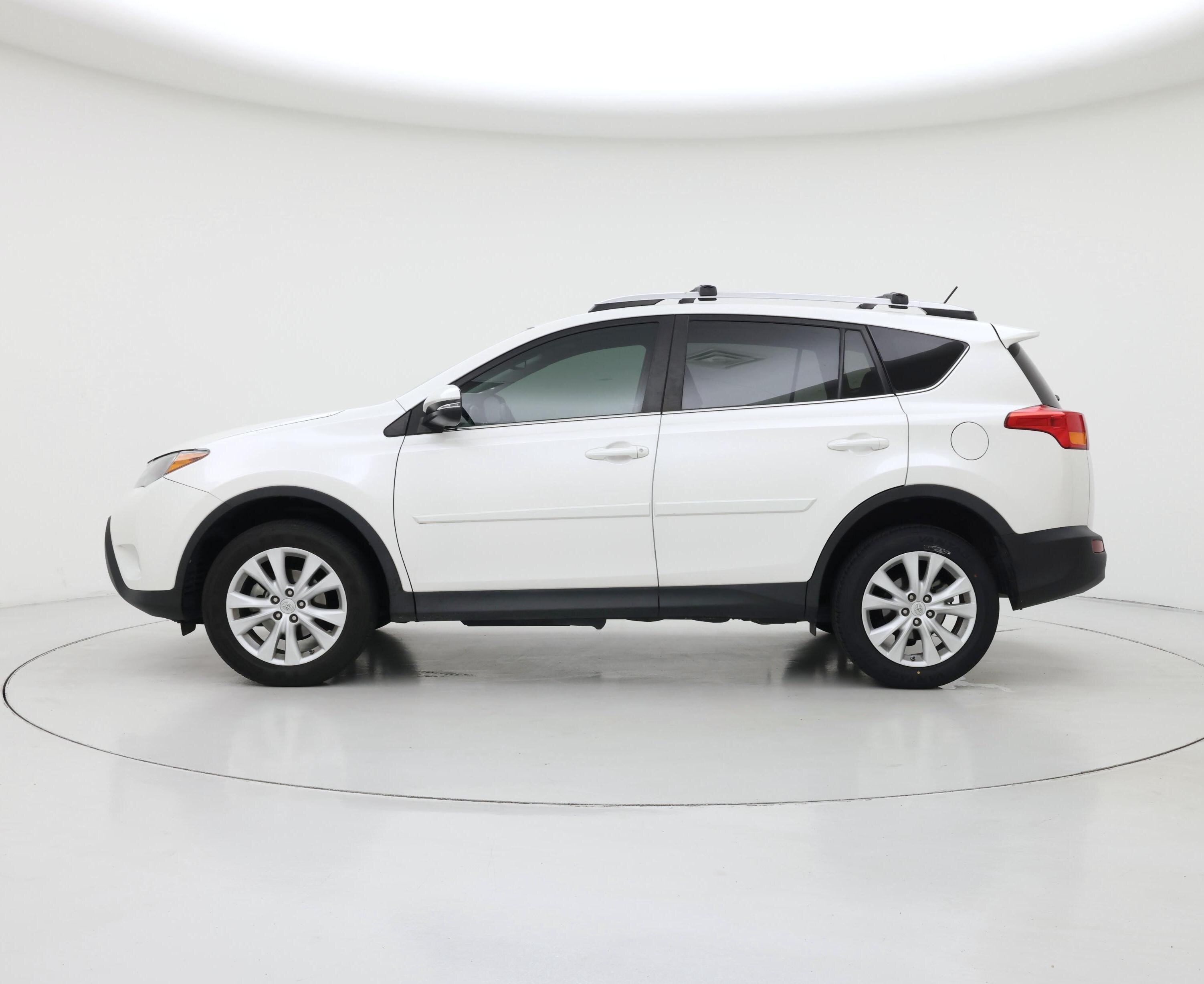 Thumbnail: 2014 Toyota RAV4 - 3