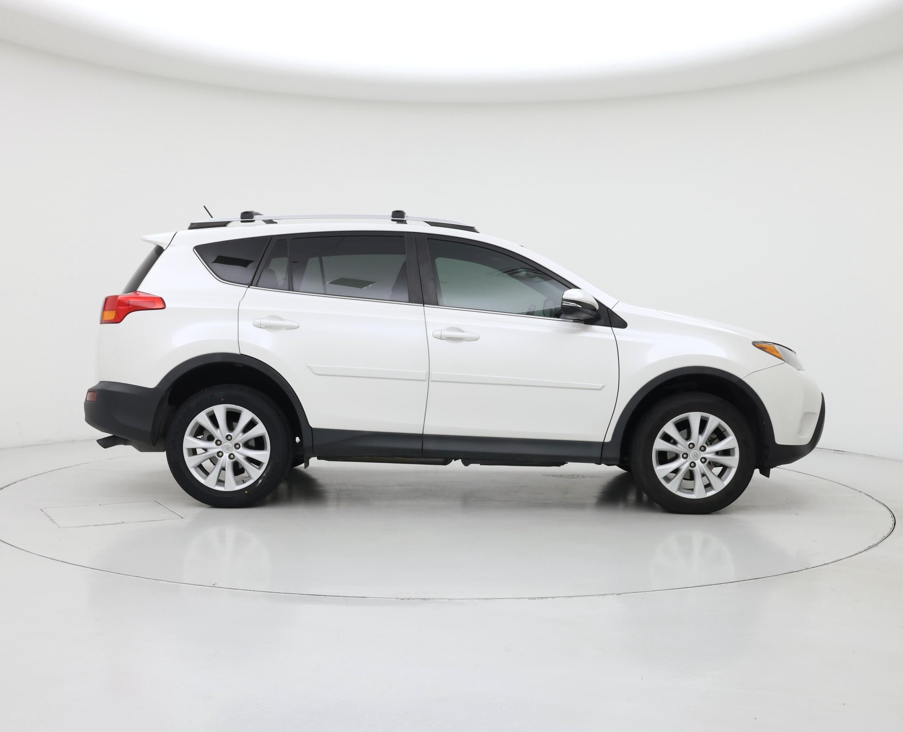Thumbnail: 2014 Toyota RAV4 - 7