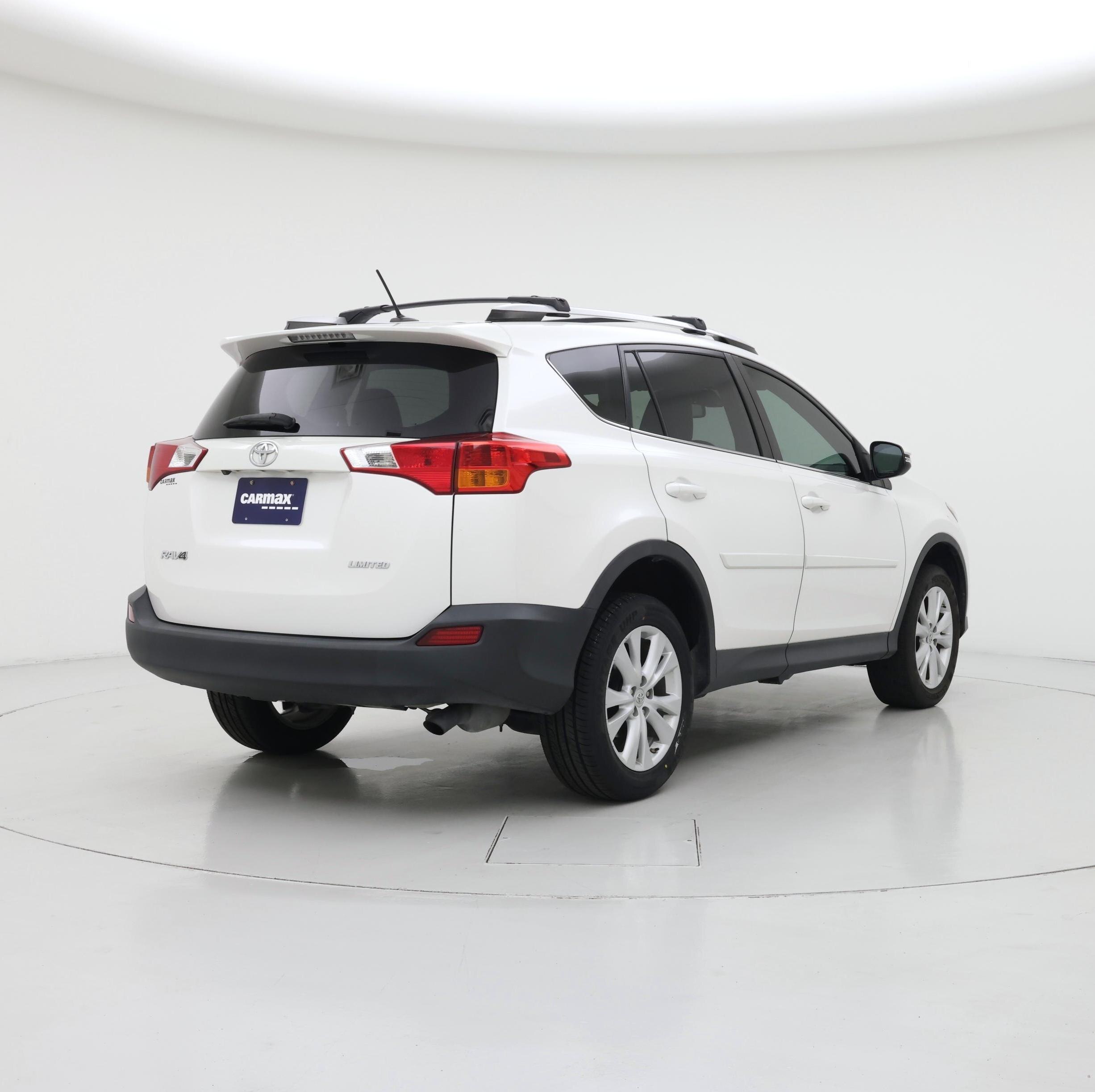 Thumbnail: 2014 Toyota RAV4 - 8