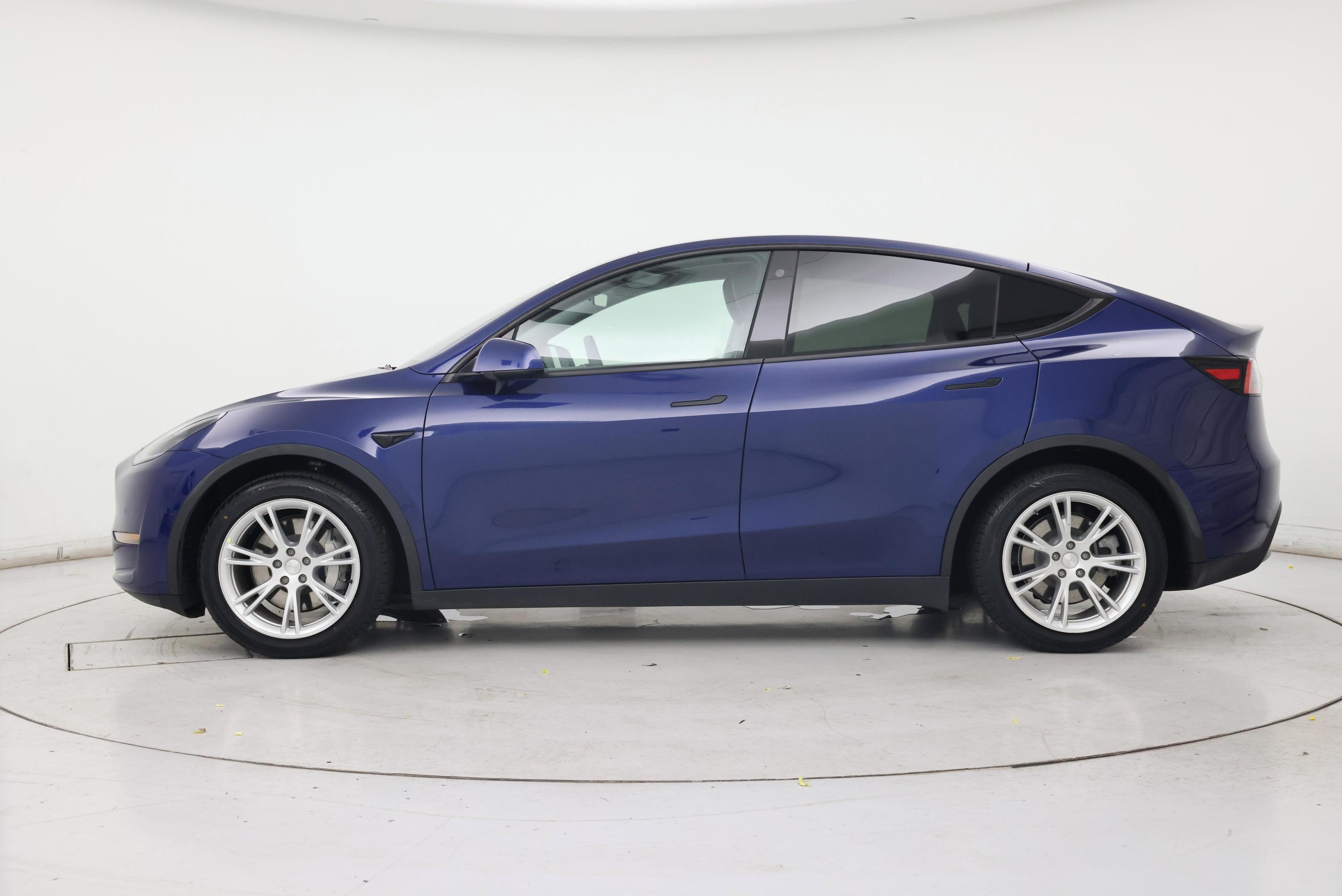 Thumbnail: 2021 Tesla Model Y - 3