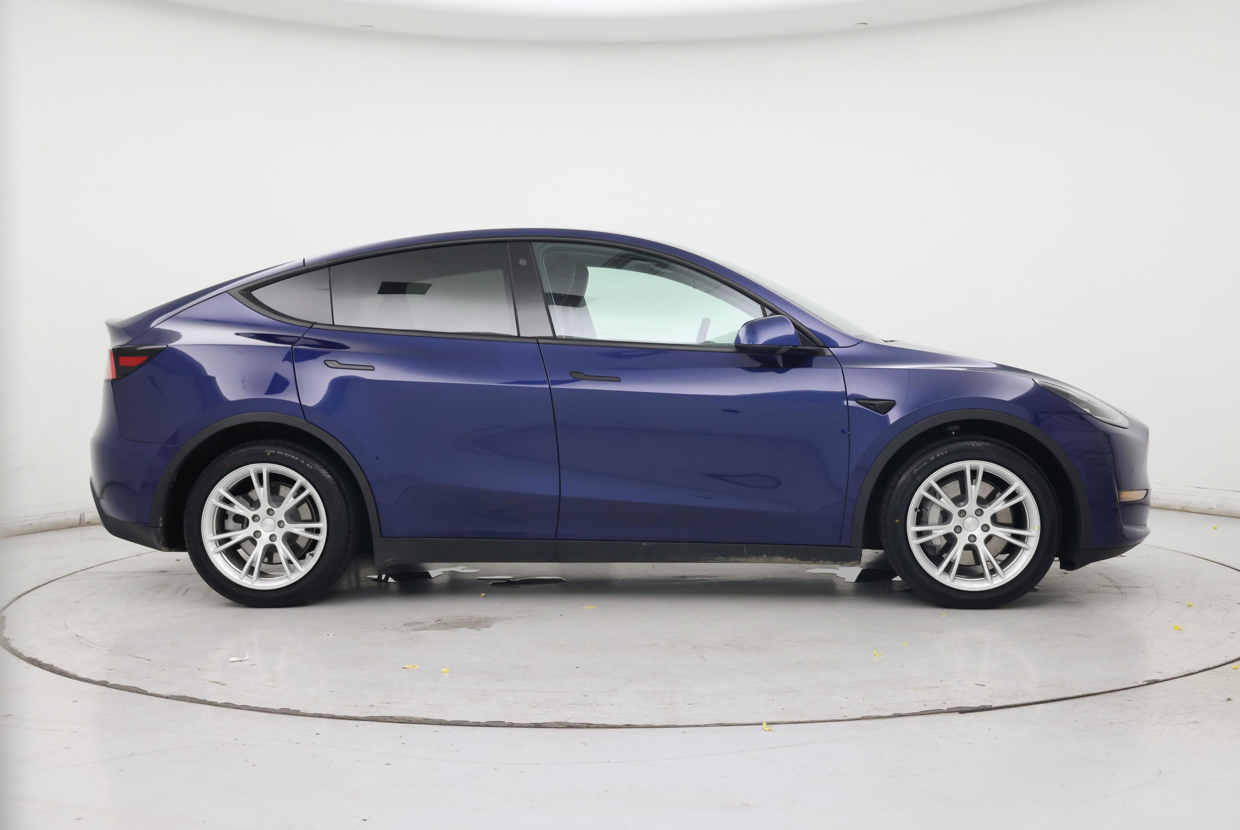 Thumbnail: 2021 Tesla Model Y - 7