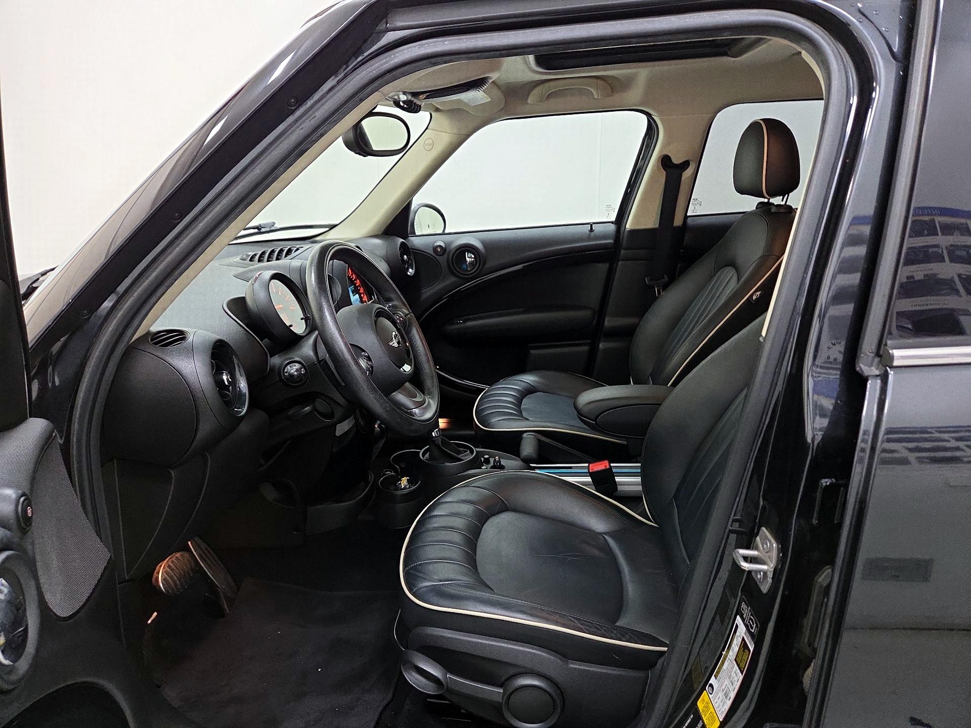 Thumbnail: 2015 MINI Cooper Countryman - 11
