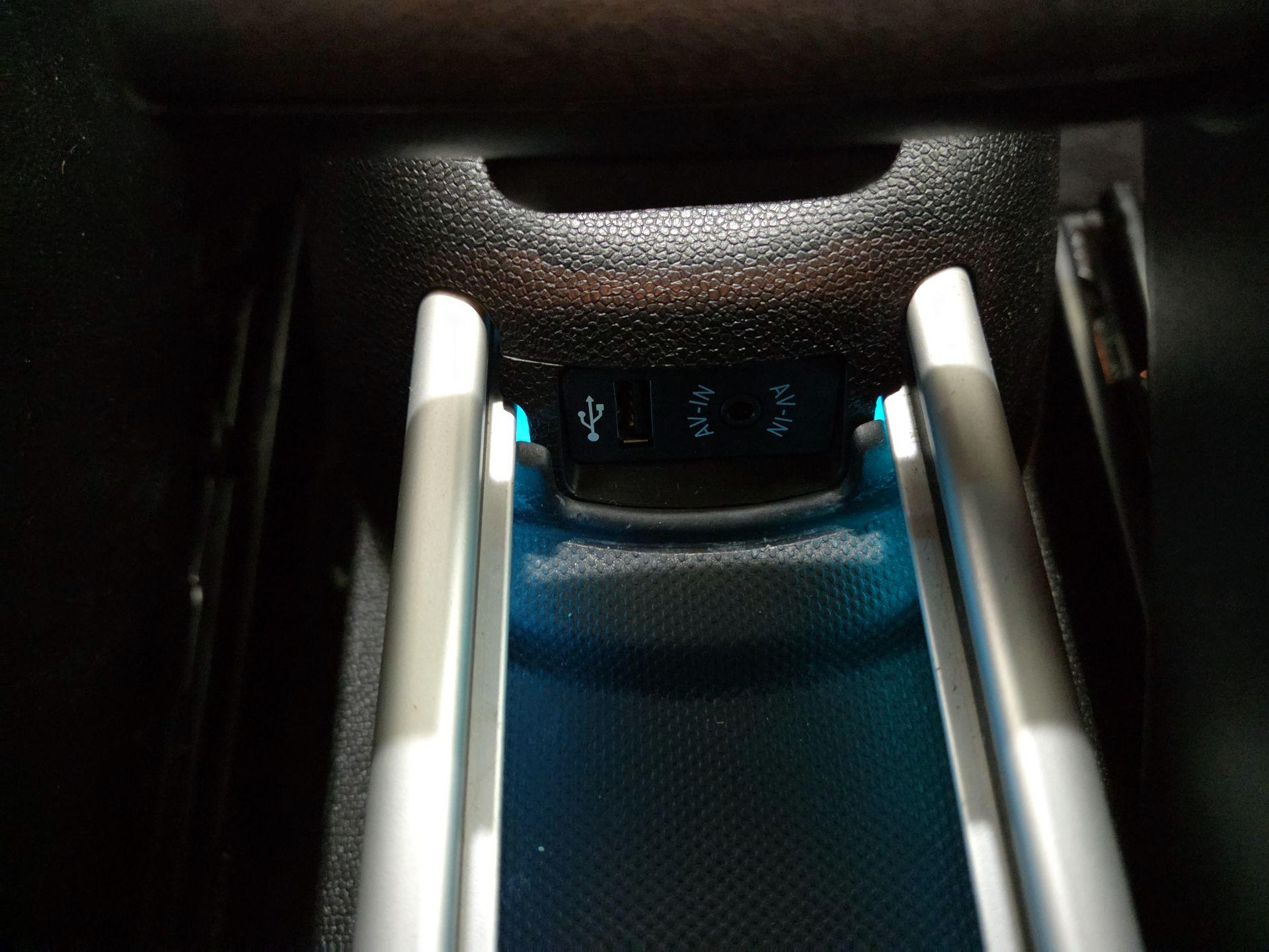 Thumbnail: 2015 MINI Cooper Countryman - 17