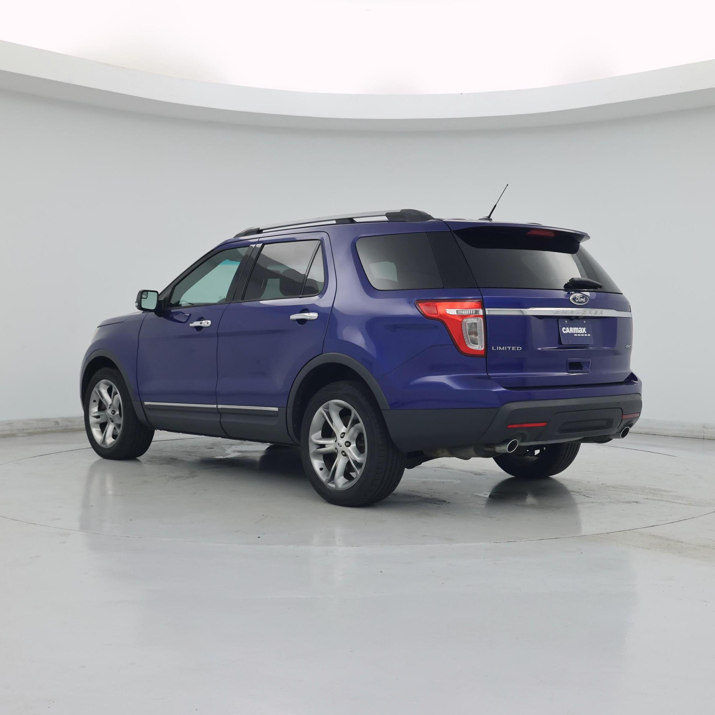 Thumbnail: 2015 Ford Explorer - 2