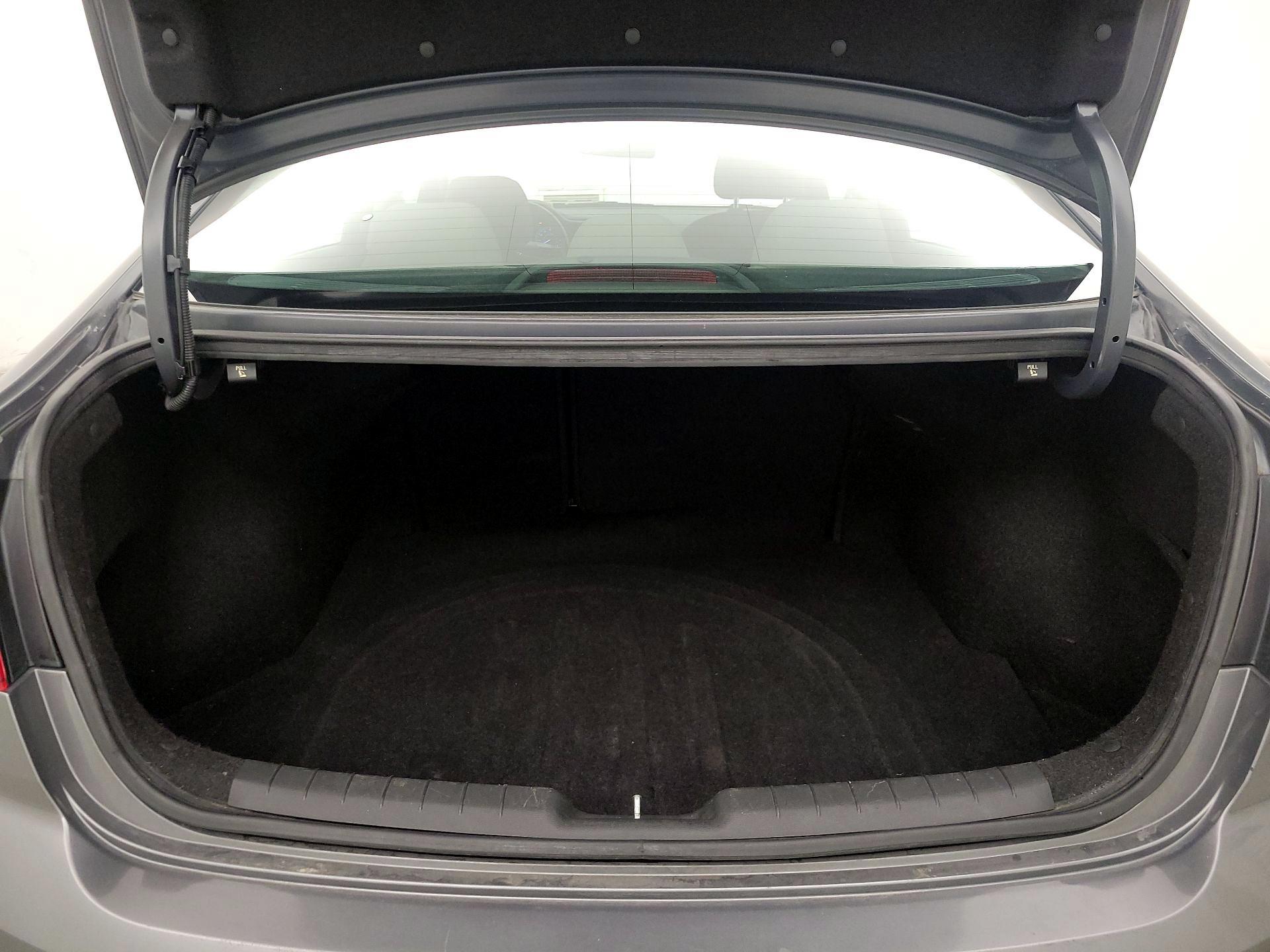 Thumbnail: 2019 Hyundai Elantra - 20
