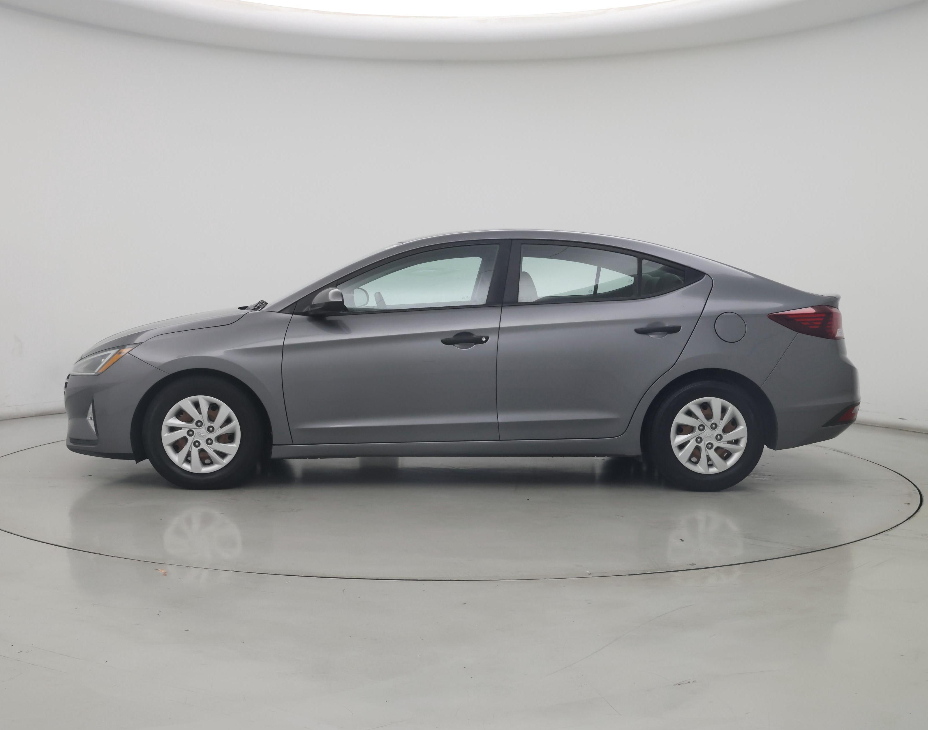 Thumbnail: 2019 Hyundai Elantra - 3