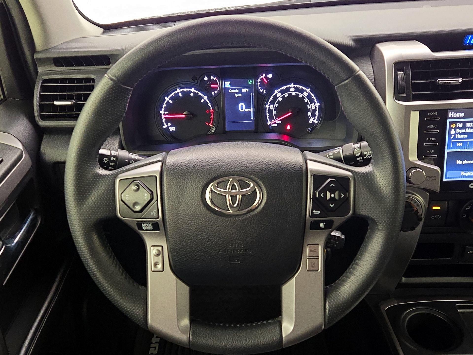Thumbnail: 2020 Toyota 4Runner - 10