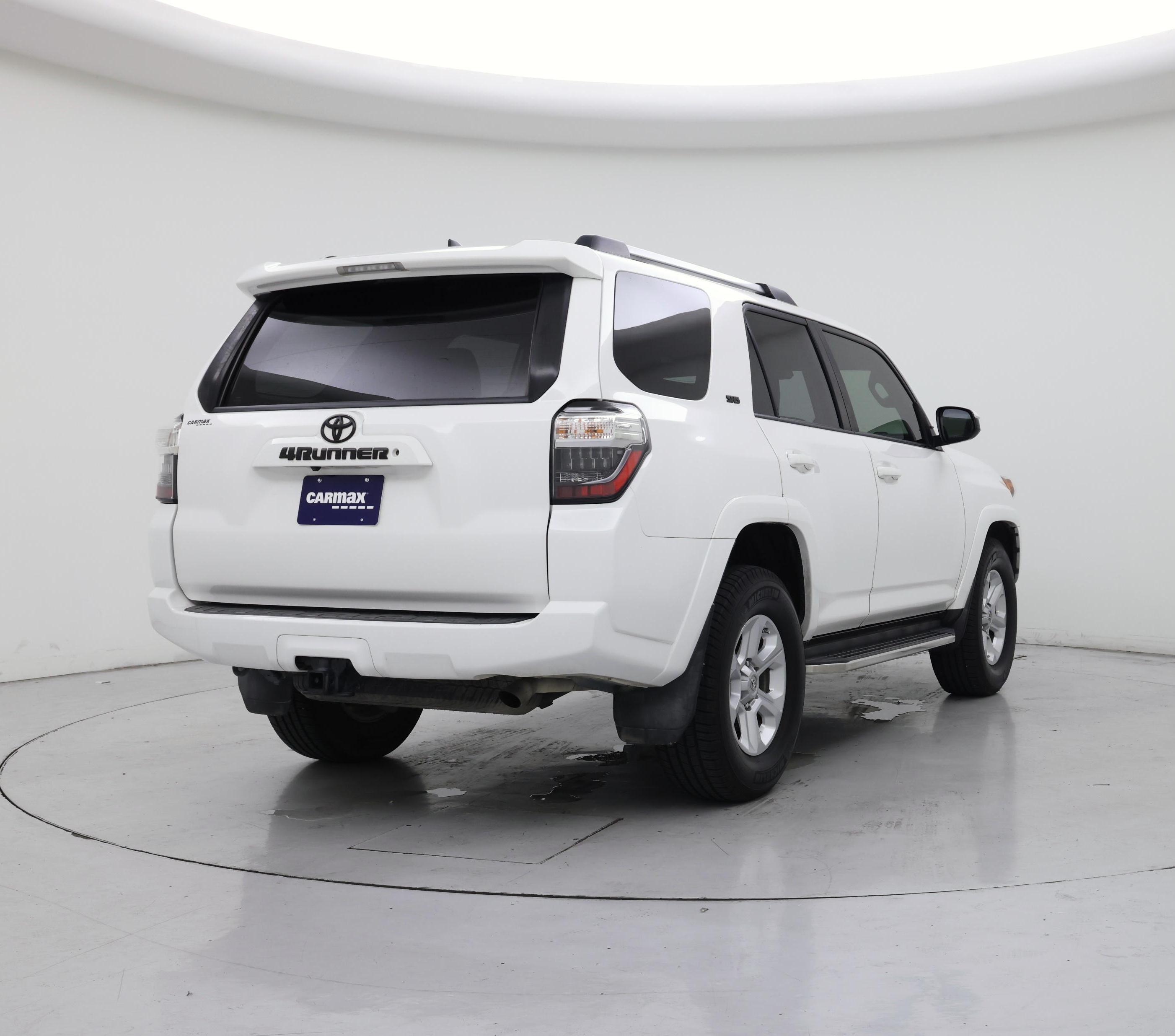 Thumbnail: 2020 Toyota 4Runner - 8