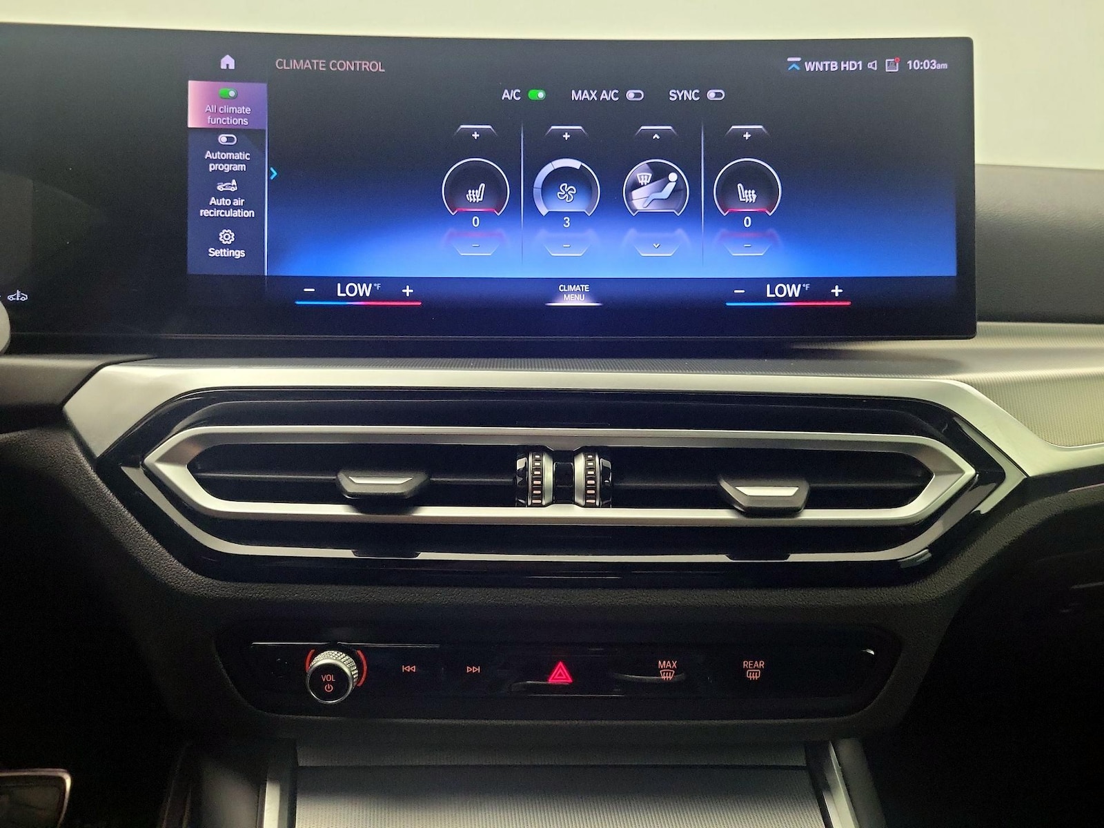 2024 BMW 3 Series M340i - Photo 18