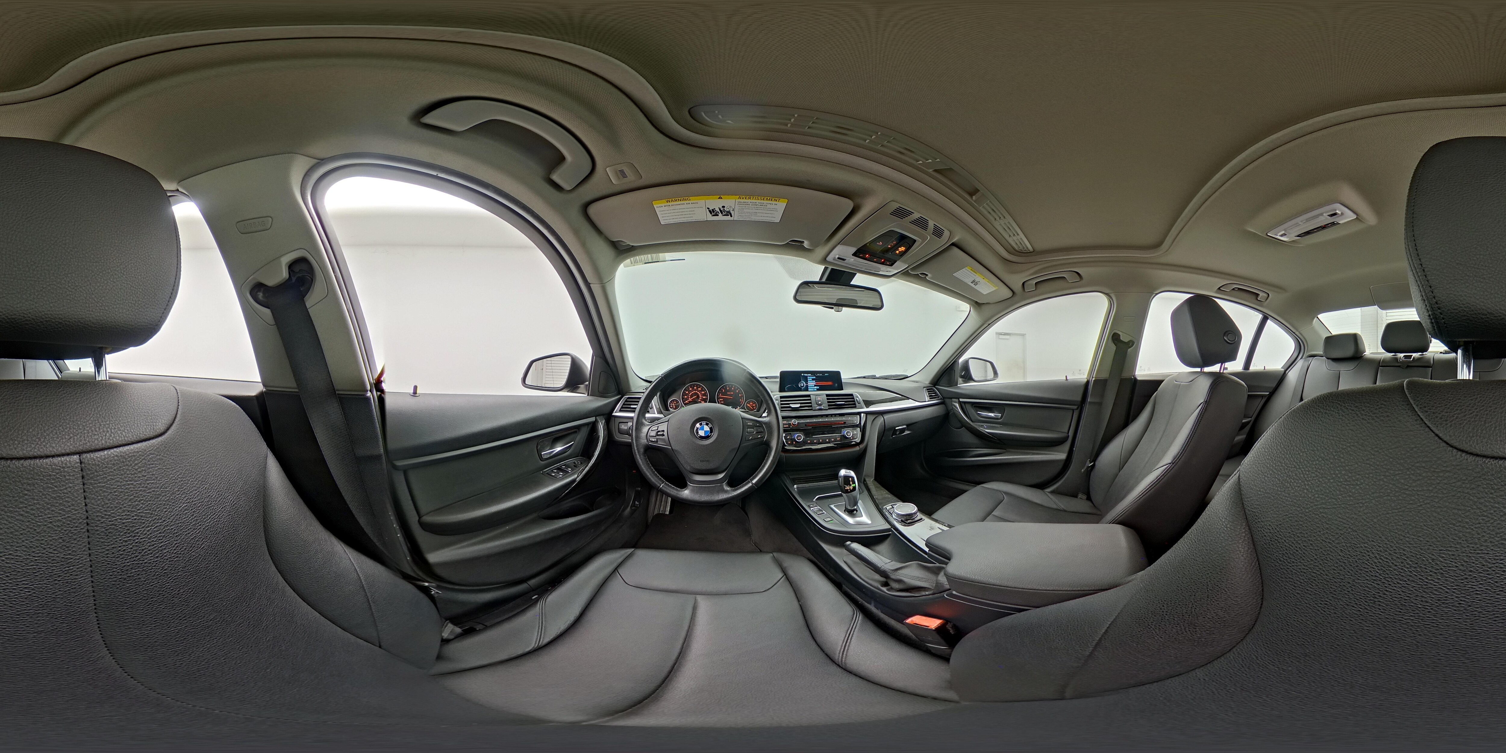 2016 BMW 3 Series 320i - Photo 28