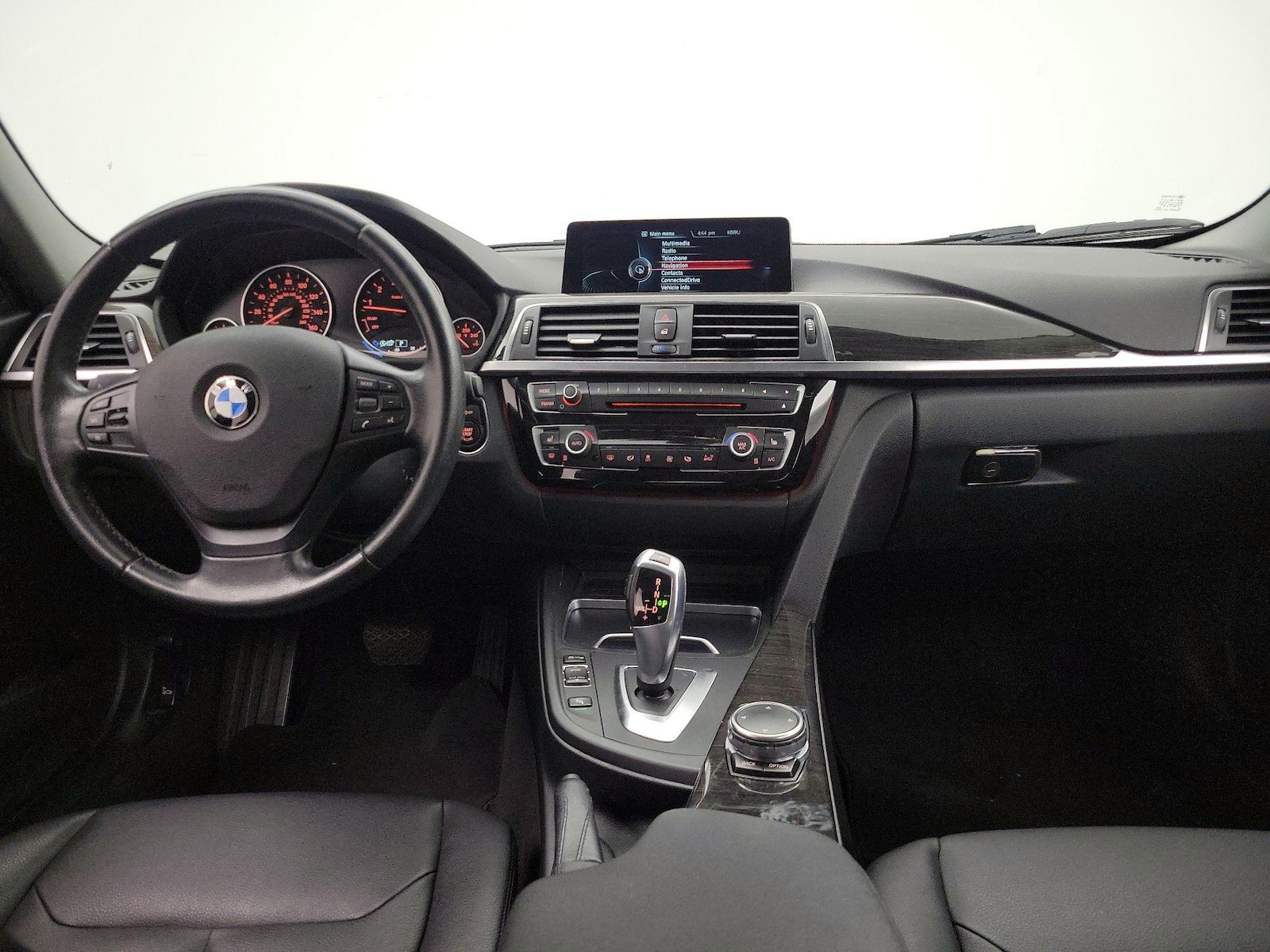 2016 BMW 3 Series 320i - Photo 10