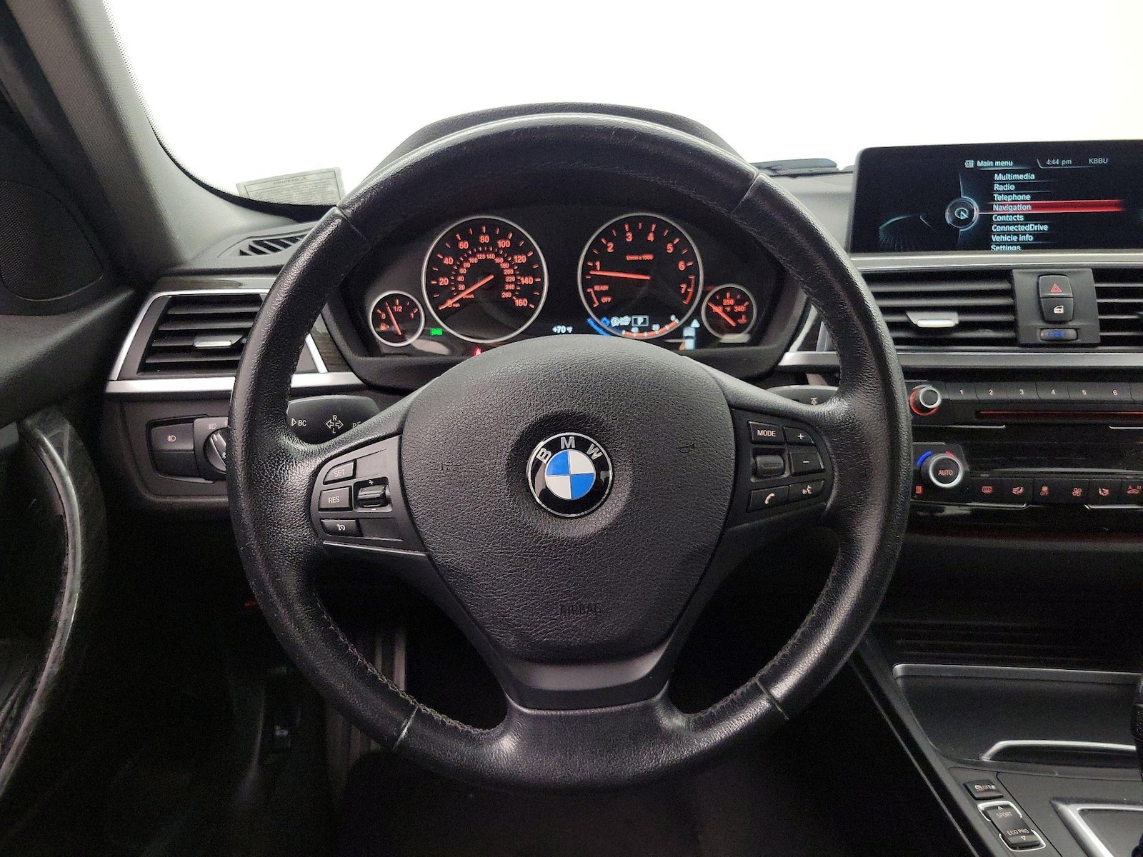 2016 BMW 3 Series 320i - Photo 11