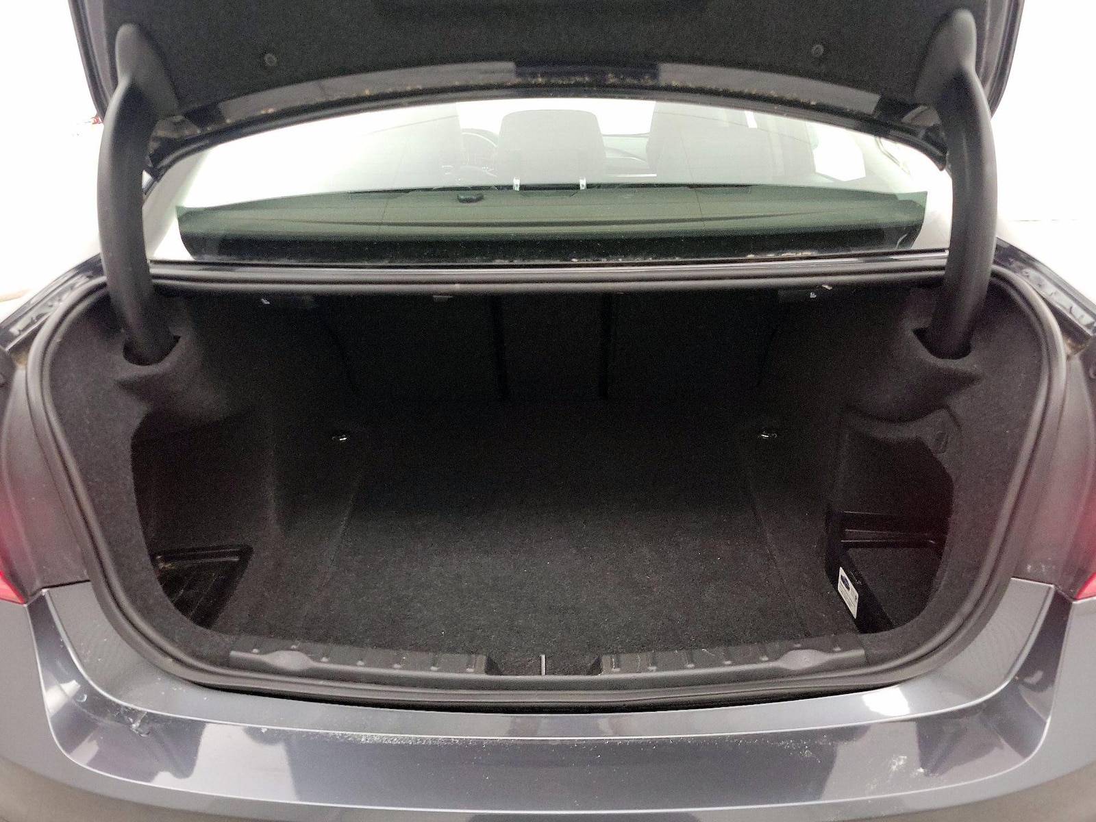 2016 BMW 3 Series 320i - Photo 23